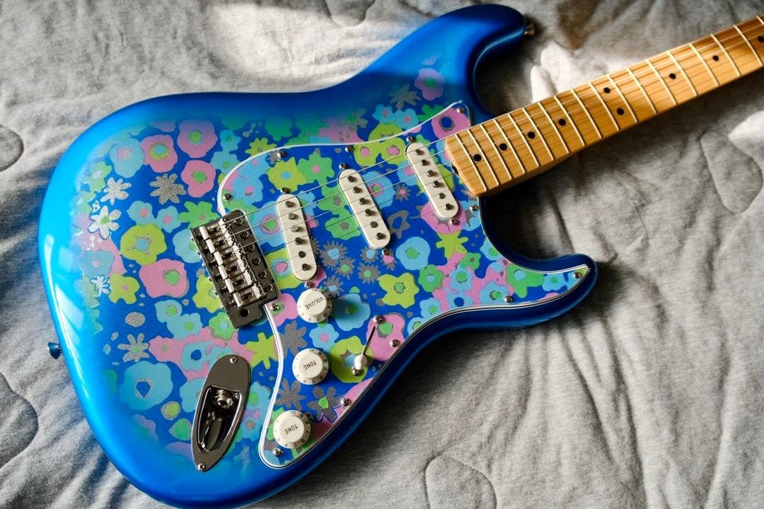 Fender Japan Stratocaster Blue Flower
