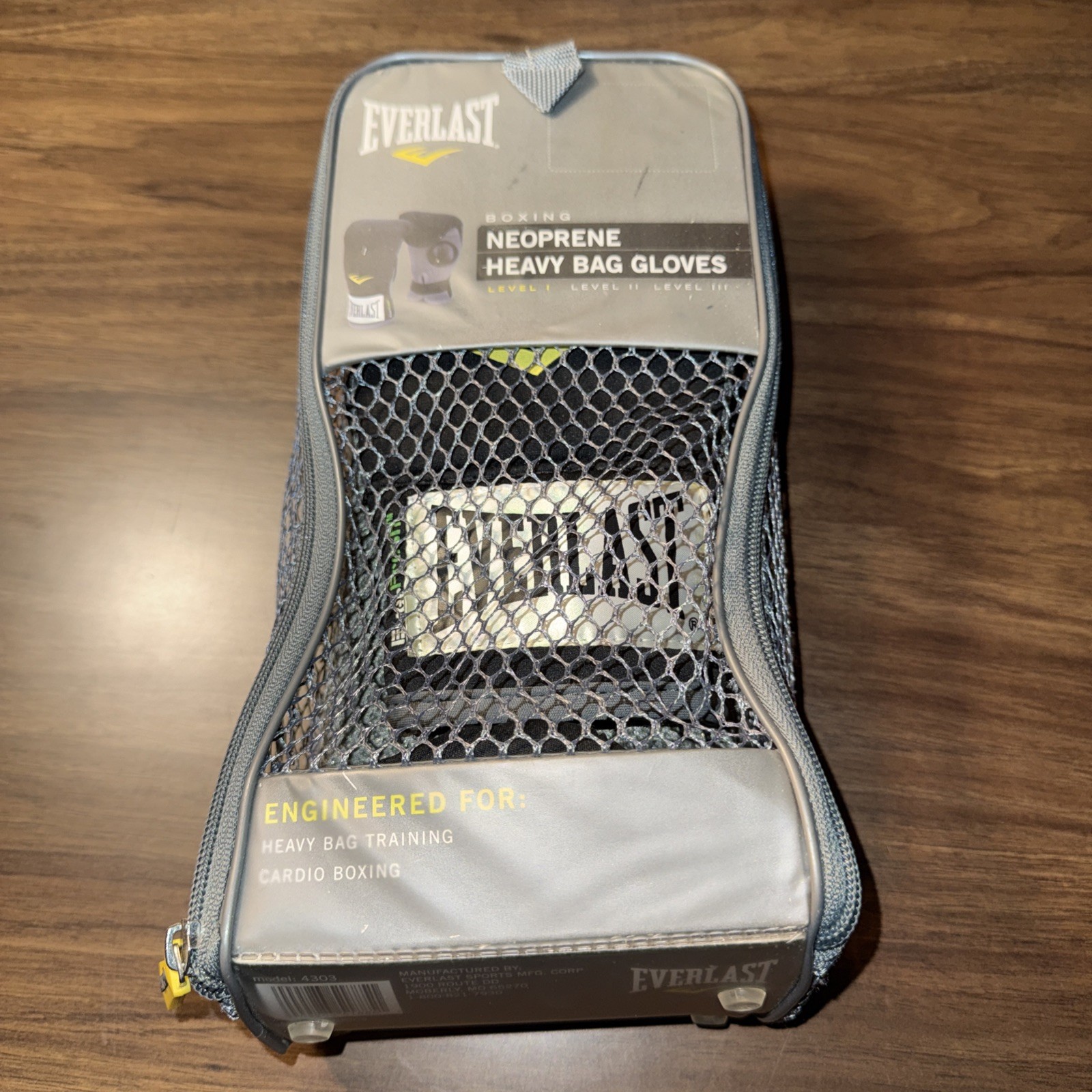 Everlast Boxing Neoprene Heavy Bag Gloves New