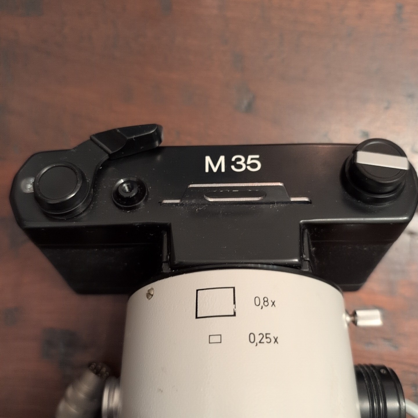 Zeiss 47 60 13 9901 Microscope Mount Shutter Camera Adapter with M35W Camera