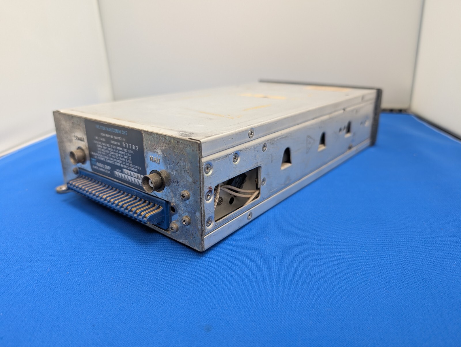 069-1020-00 King KX170B Nav/Comm