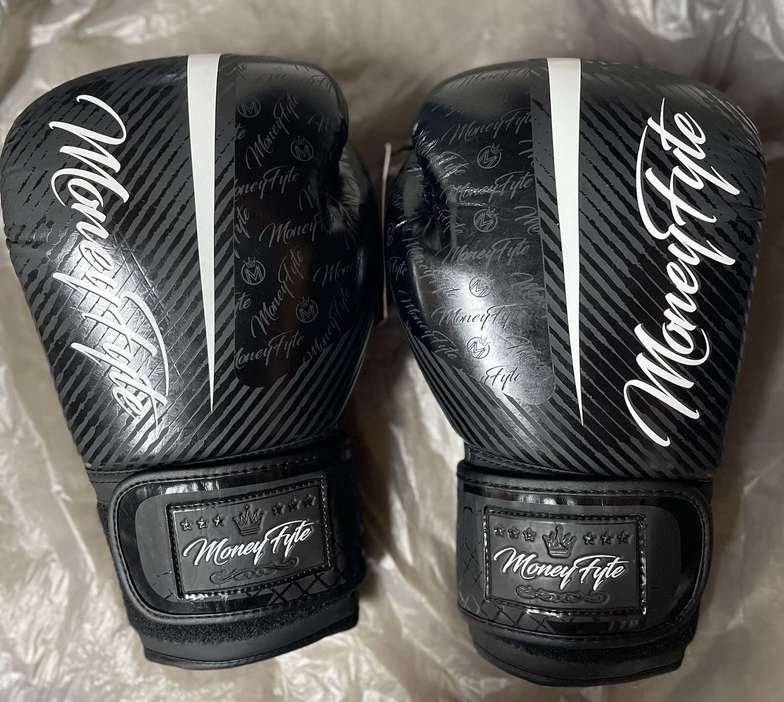 MoneyFyte All Black Boxing Gloves 16oz Men Women Kickboxing Muay Thai MMA Train