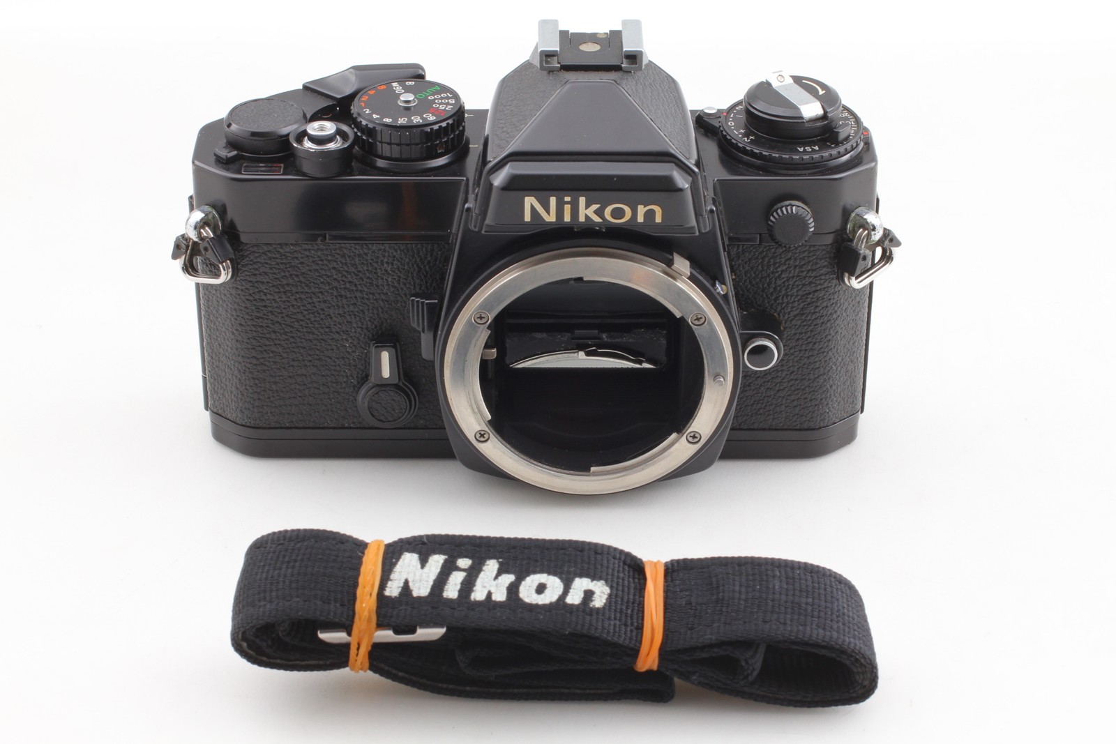 Meter Works [NEAR MINT W/strap] Nikon FE  35mm SLR Film Camera From JAPAN