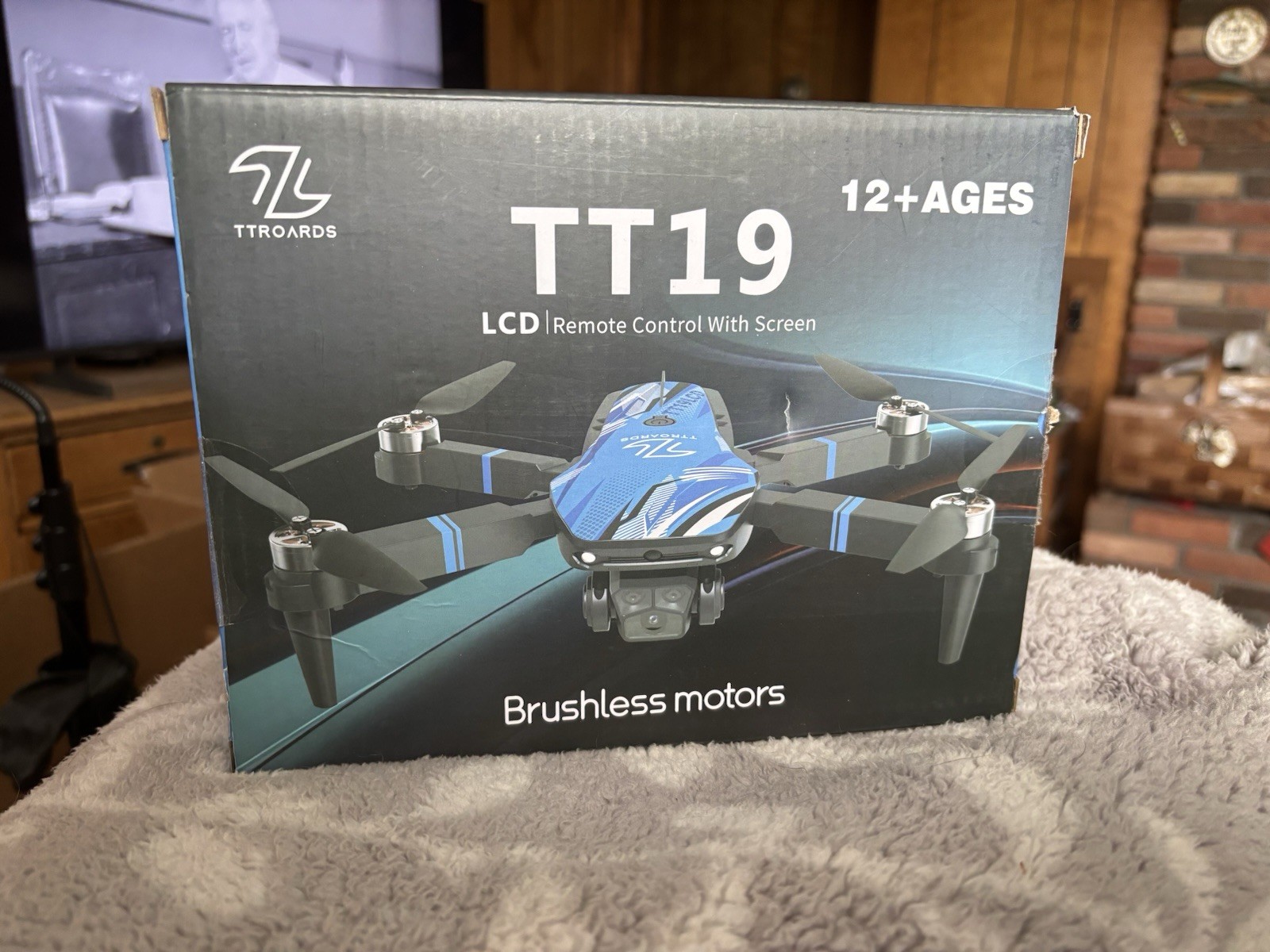 TTROARDS TT19 Quadcopter Drone 4K Dual Camera Foldable FPV LCD Remote Brushless