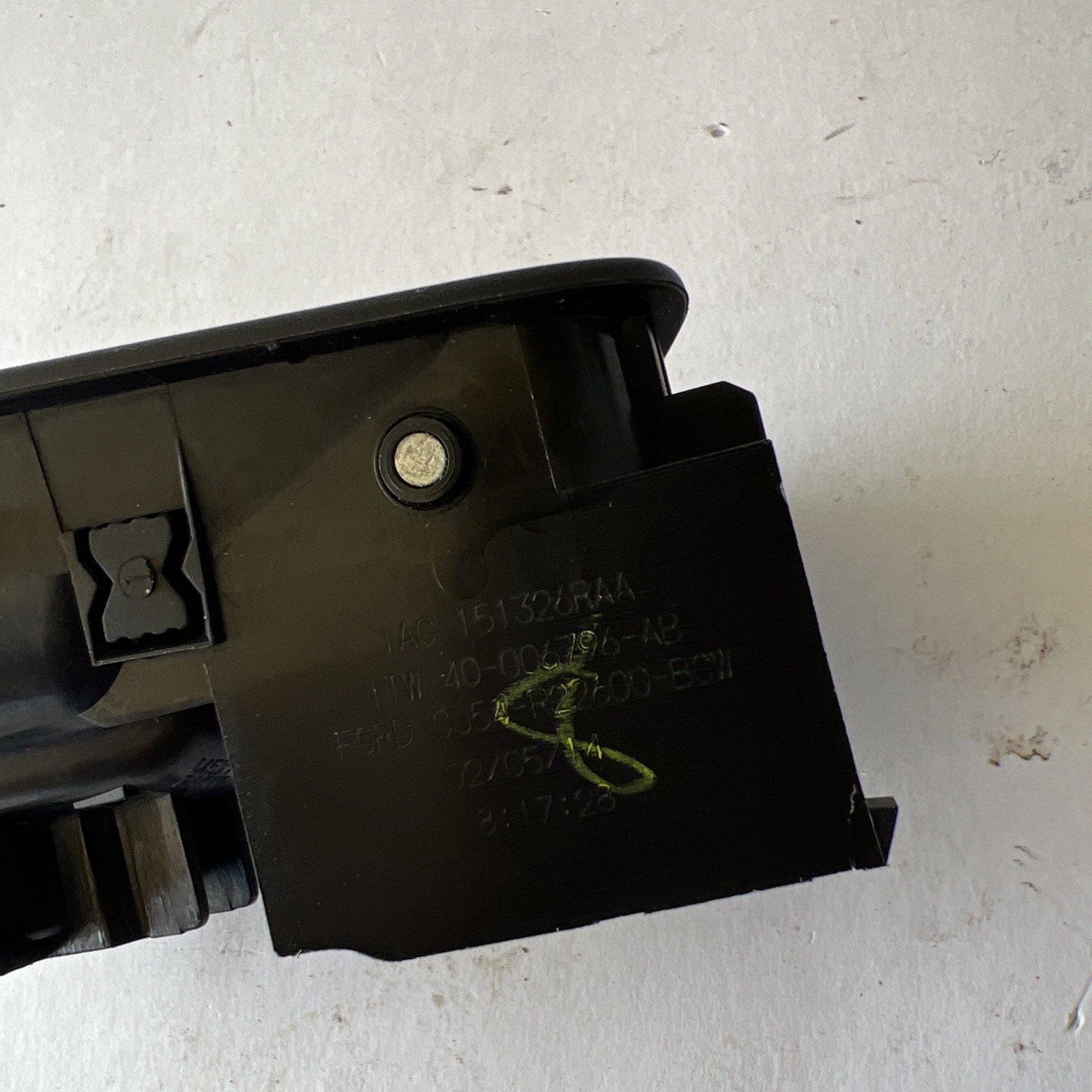 OEM FORD Escape 2009-2013 Door Handle RH Front Passenger - Part #CJ54-R22600-BCW