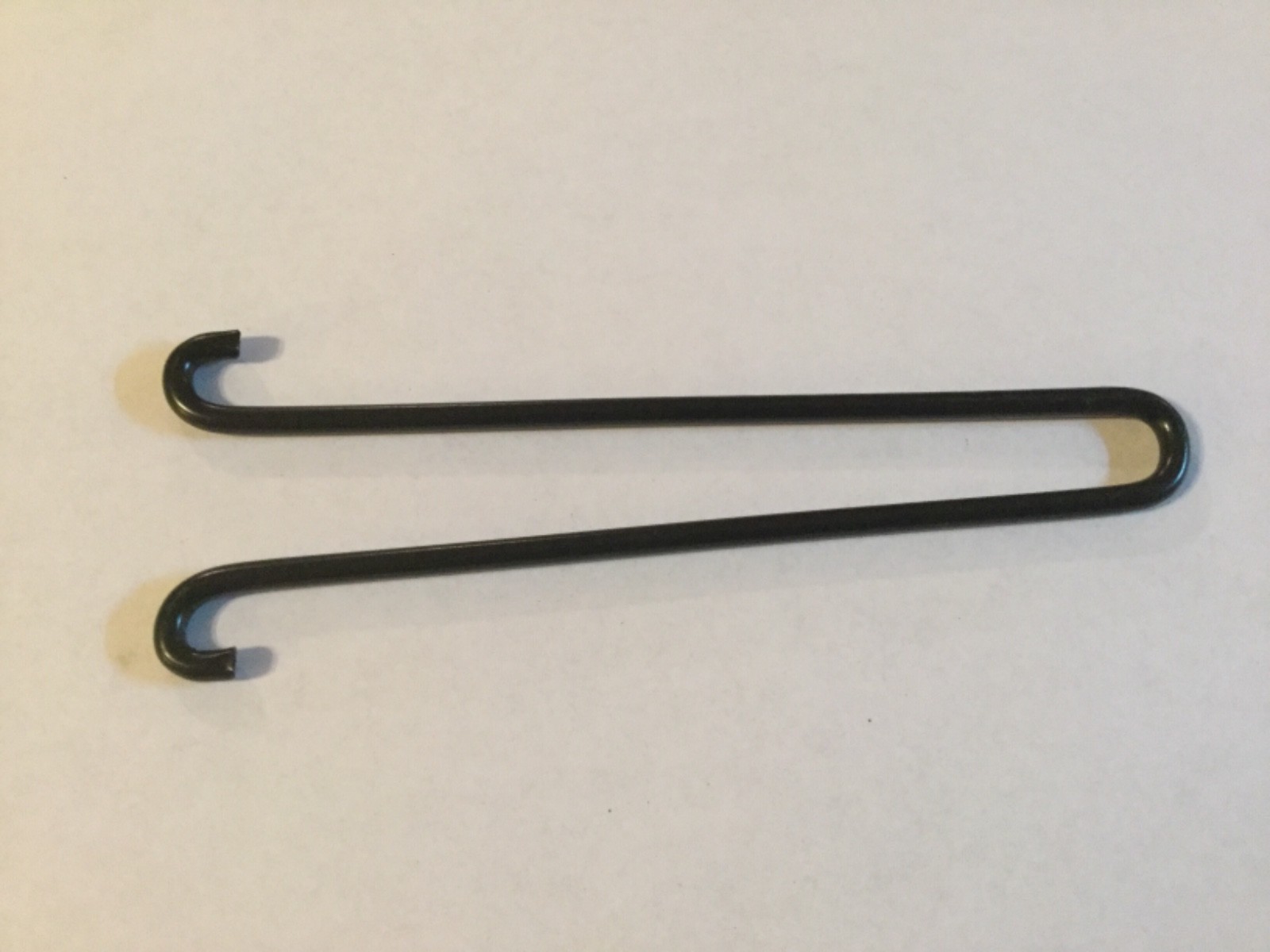 One Genuine International Hood Cable Spring 590279C2