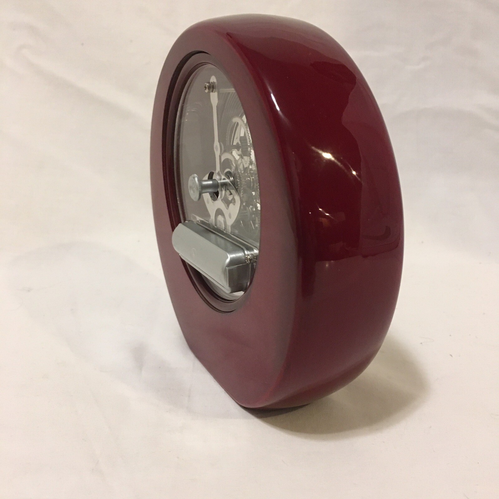 Executive Engraved Silver Gear Da Vinci Marquee Style Dark Cherry Desk Clock