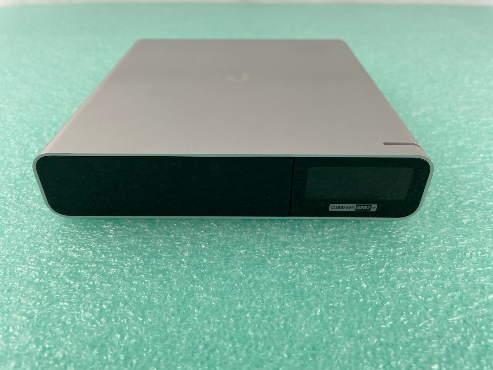 Ubiquiti UCK-G2-PLUS UniFi Controller Hybrid Cloud Key Gen2 PLUS No HDD