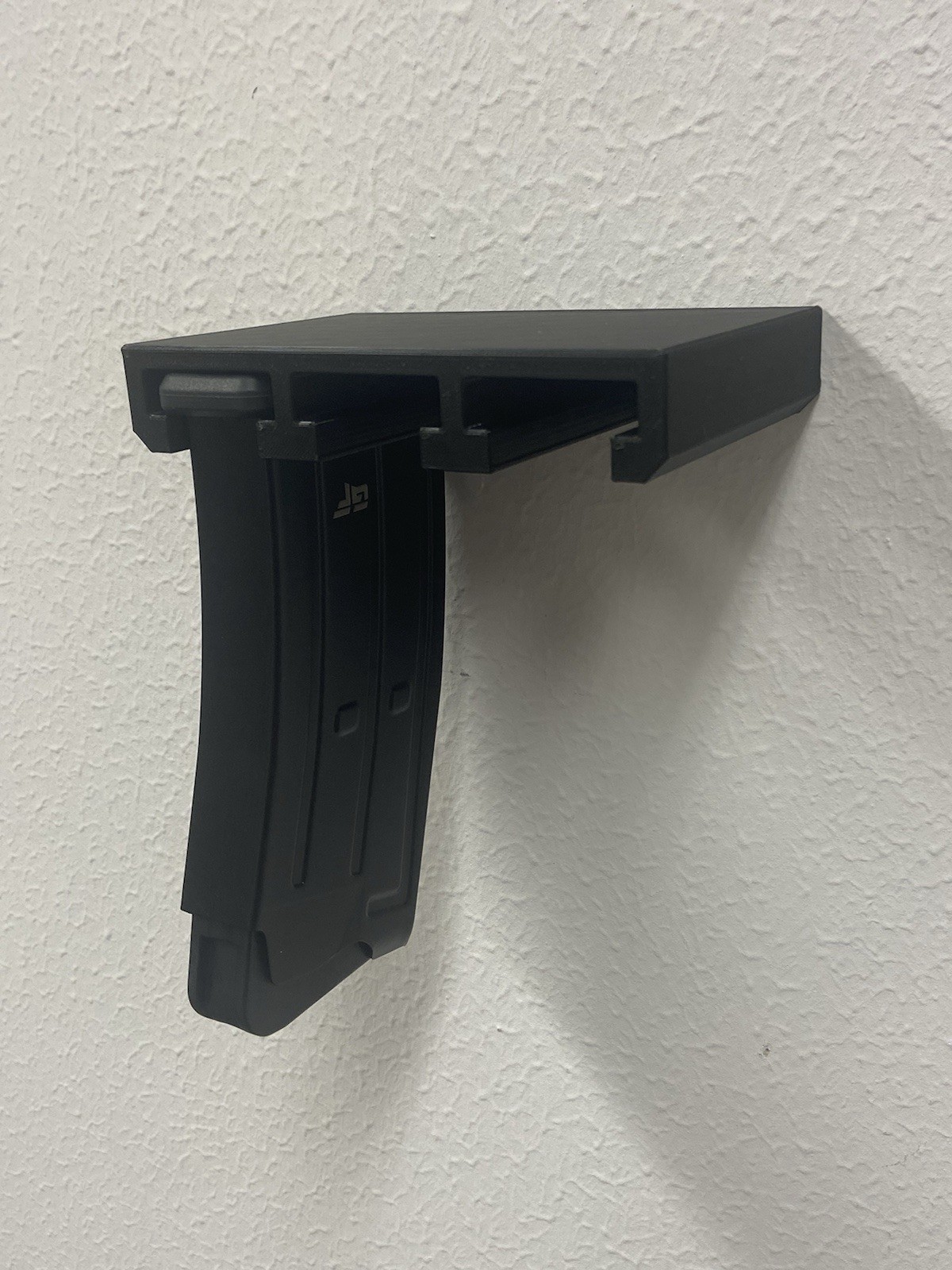 SDS Imports , G Force Arms, VR-80 Etc Wall mount 12 Gauge magazine holder