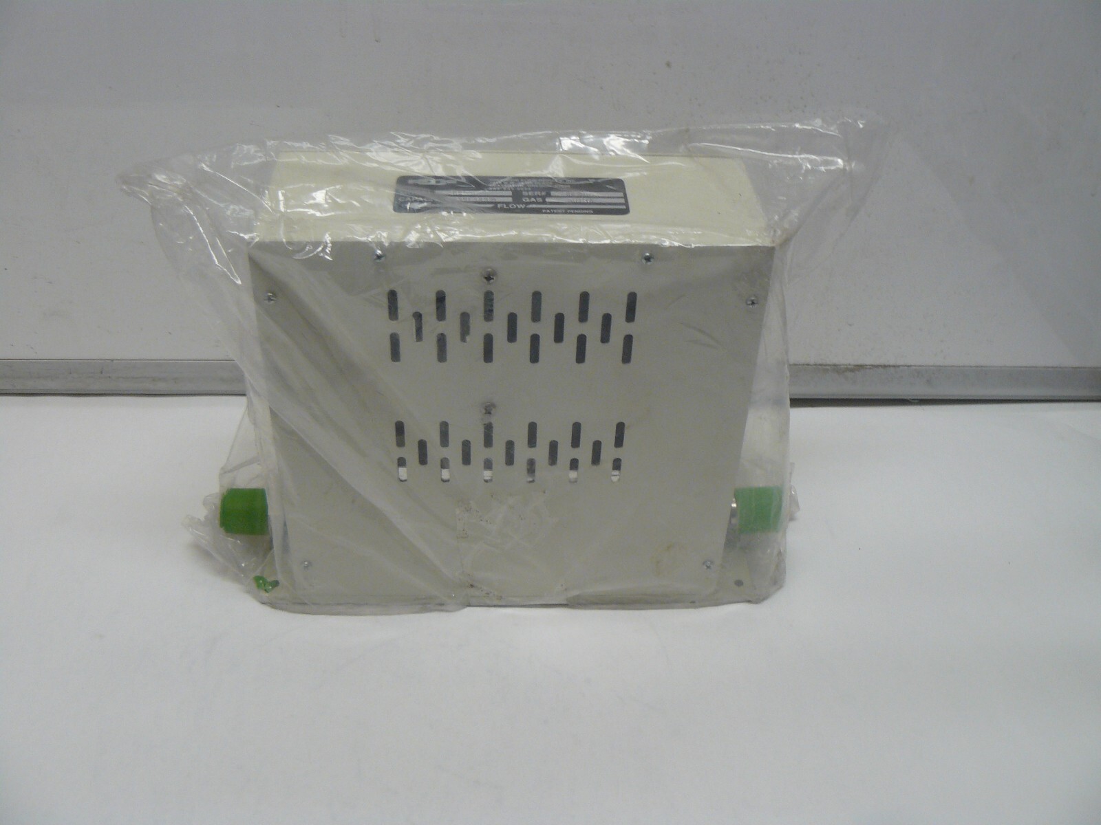 Precision Flow Devices 302TH mass flow controller 200 SCCM TicI4 gas new