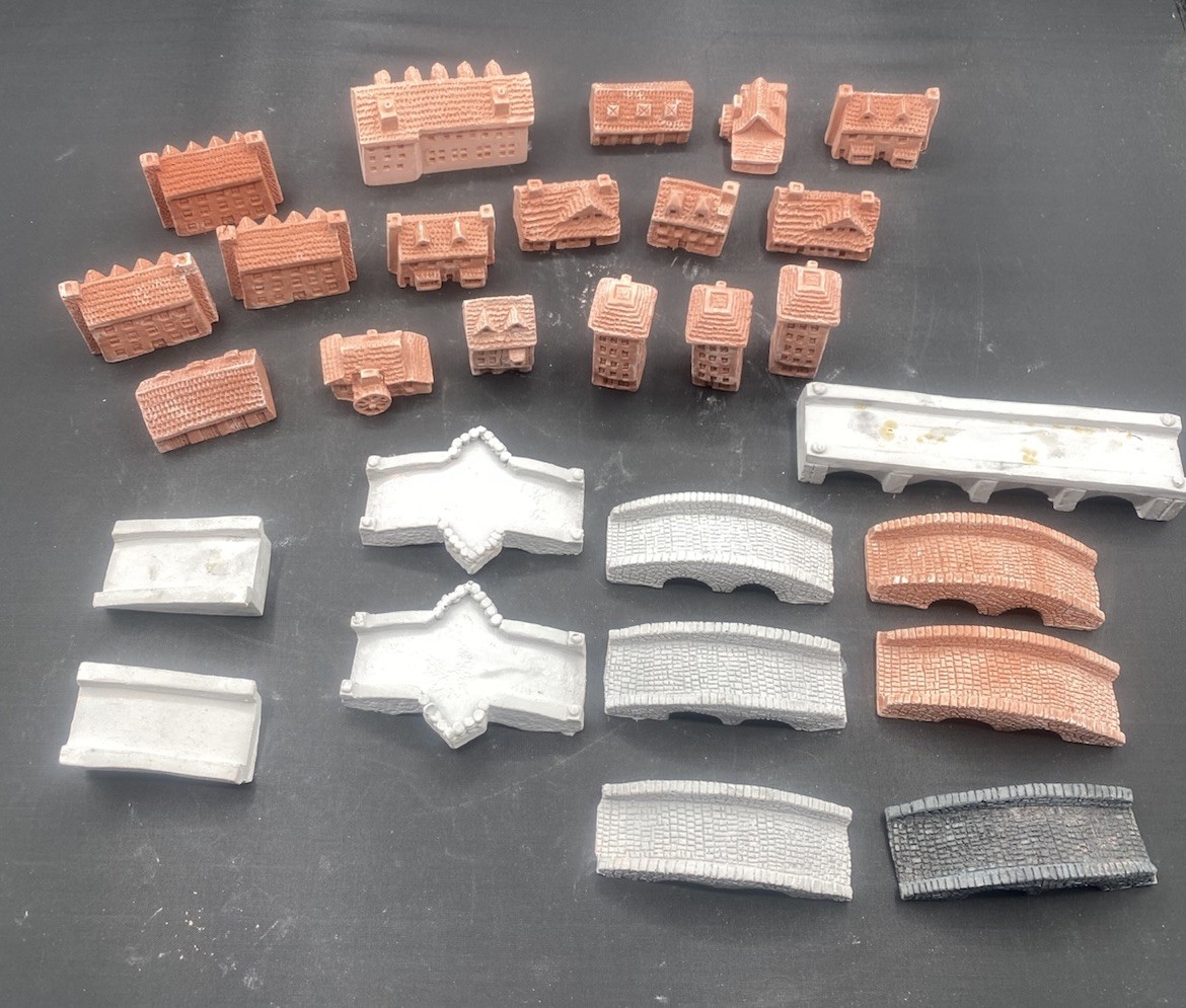 Lot Of 28 Ceramic Miniature Buildings Bridges Village Vintage Wargame Europe A11