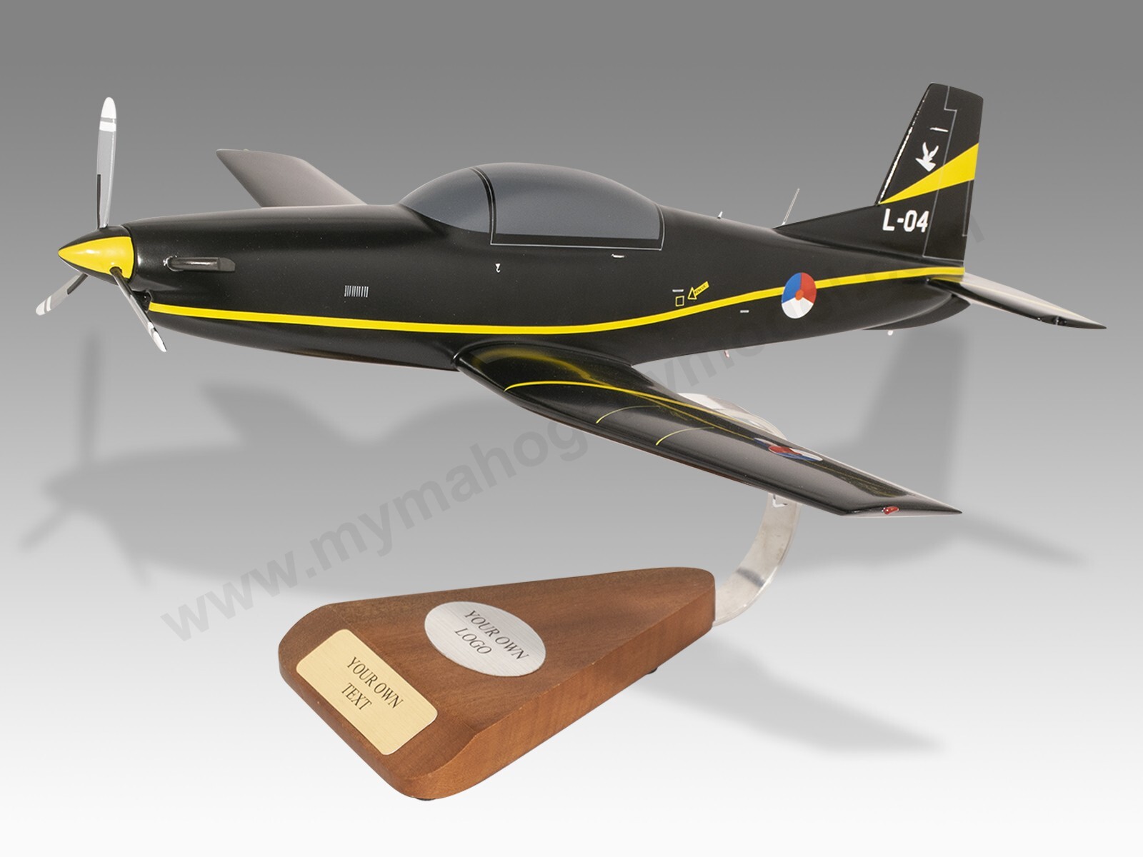 Pilatus PC-7 Royal Netherlands Air Force Desk Wood Airplane New Model Large 1/24