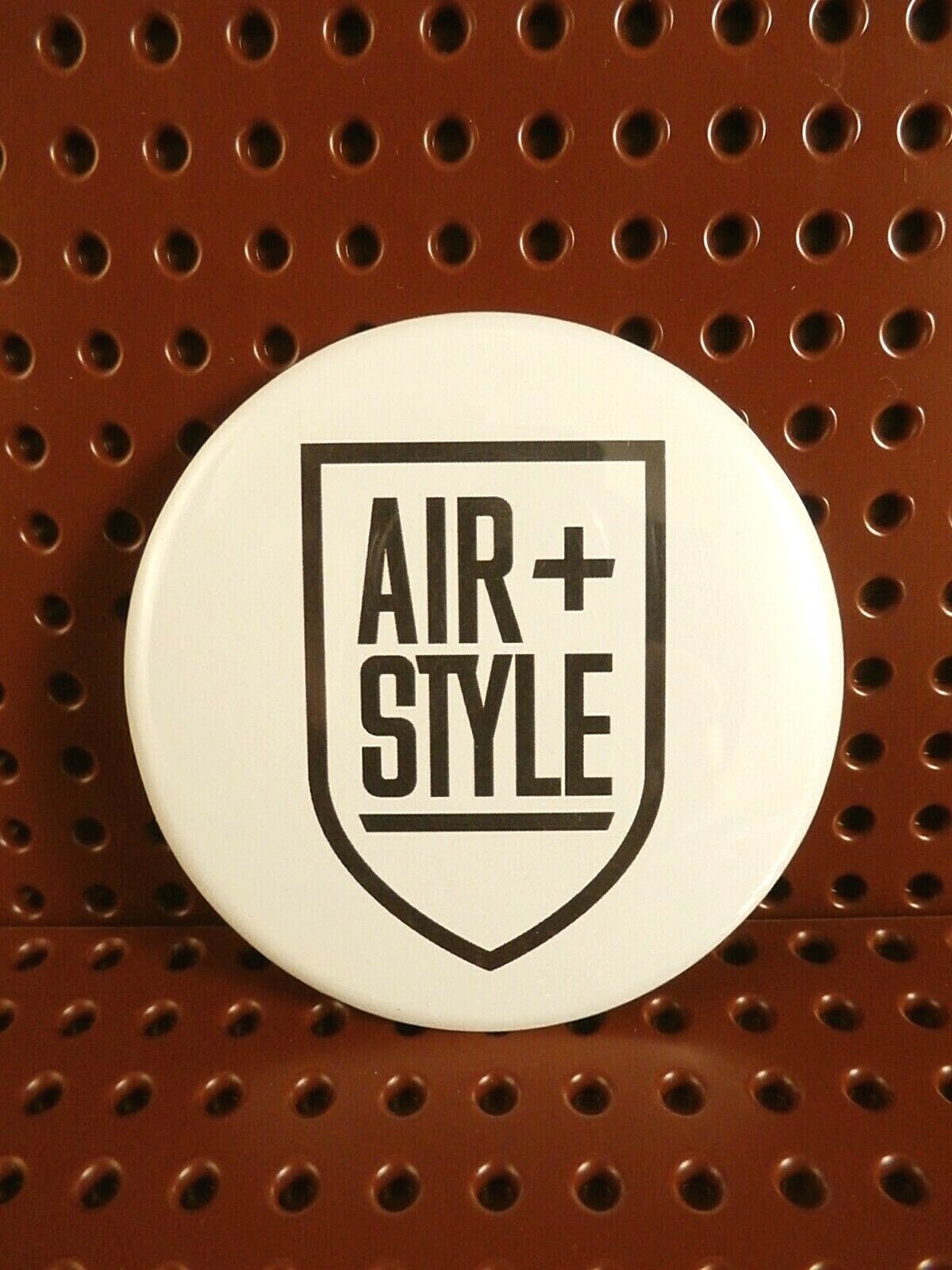 Seven Air + Style Snowboard Competition White 2.5" Pin back Buttons 7x NEW