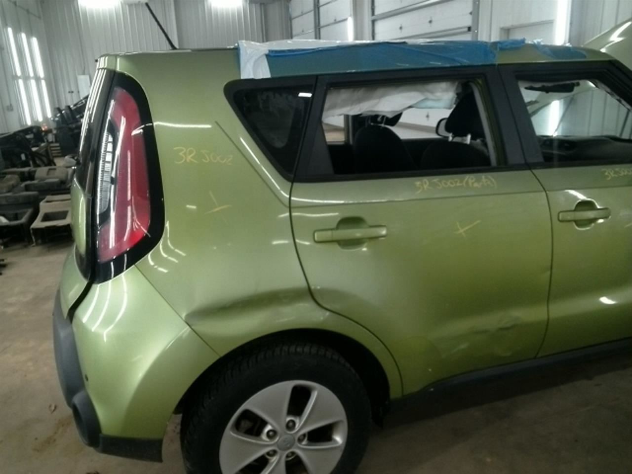 Driver Front Spindle/Knuckle Electric Model EV Fits 14-19 SOUL 104909331