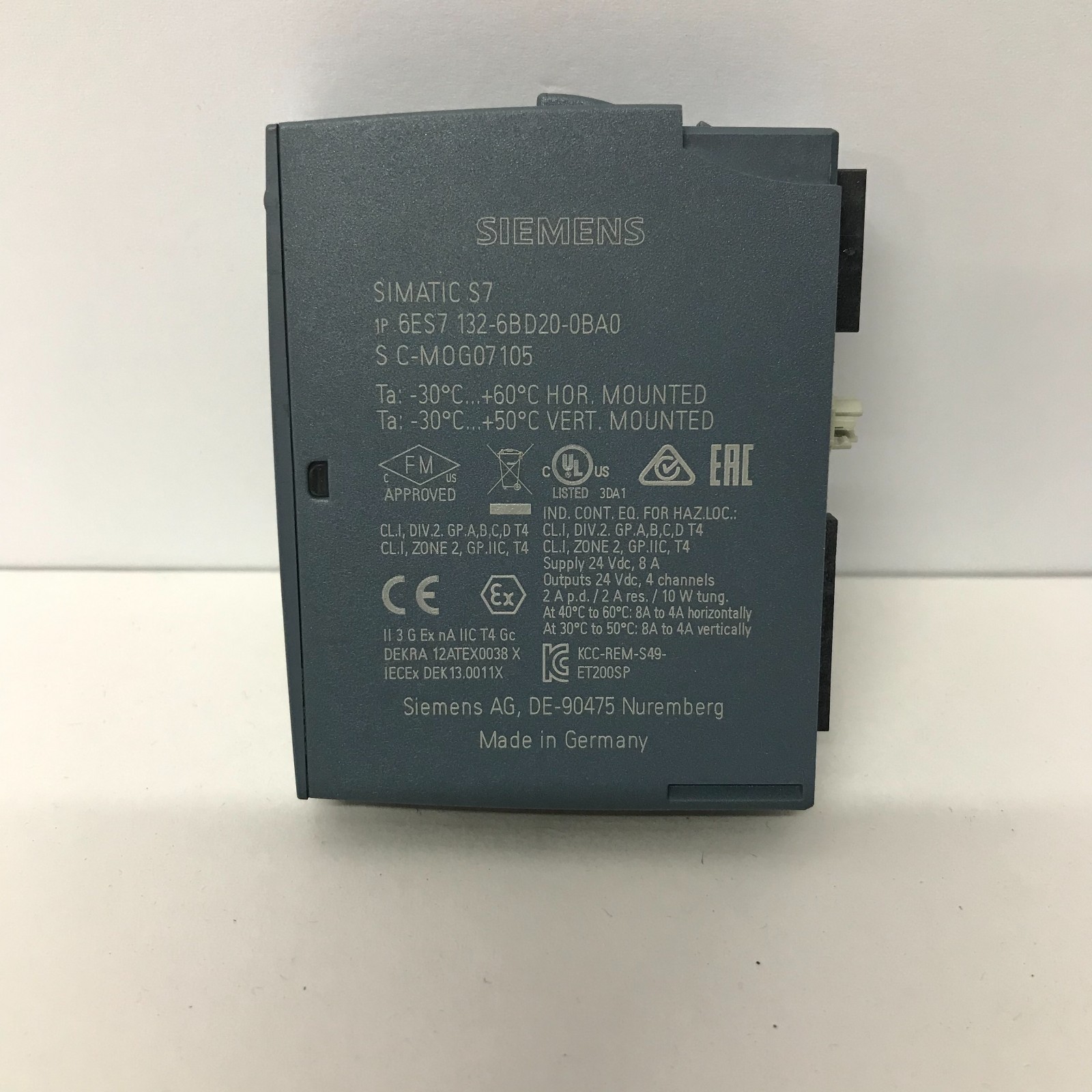 Siemens Digital Output Module 6ES7132-6DB20-0BA0 - New no box