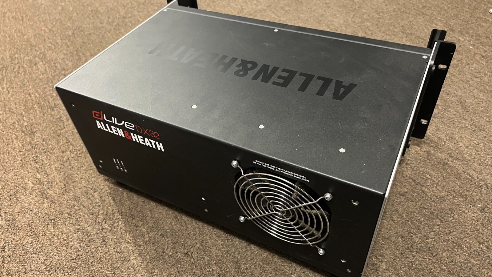 DX32 - Allen & Heath DLive Modular I/O Expander