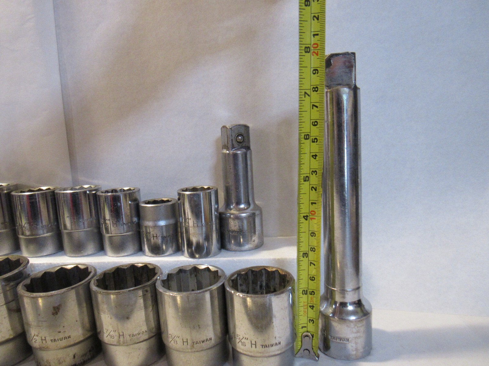 19 pc Heavy Duty SOCKET SET 2" - 3/4" Sockets /2 extenders/1 Break Bar (H67KD