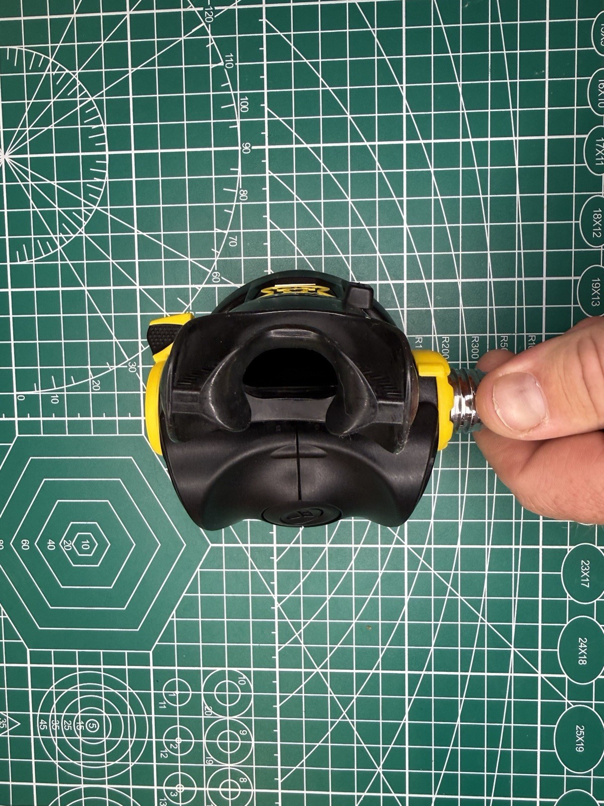 Apeks XTX40 Octopus- Mint Condition