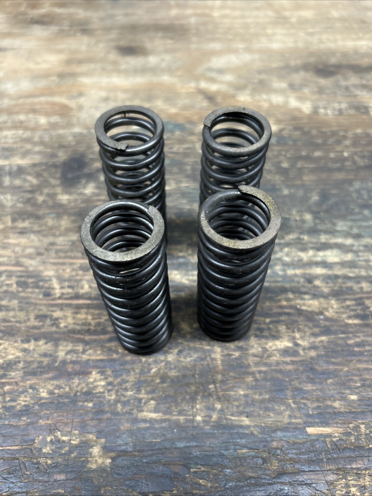111446 Cummins Valve Spring. Pack of 4. New