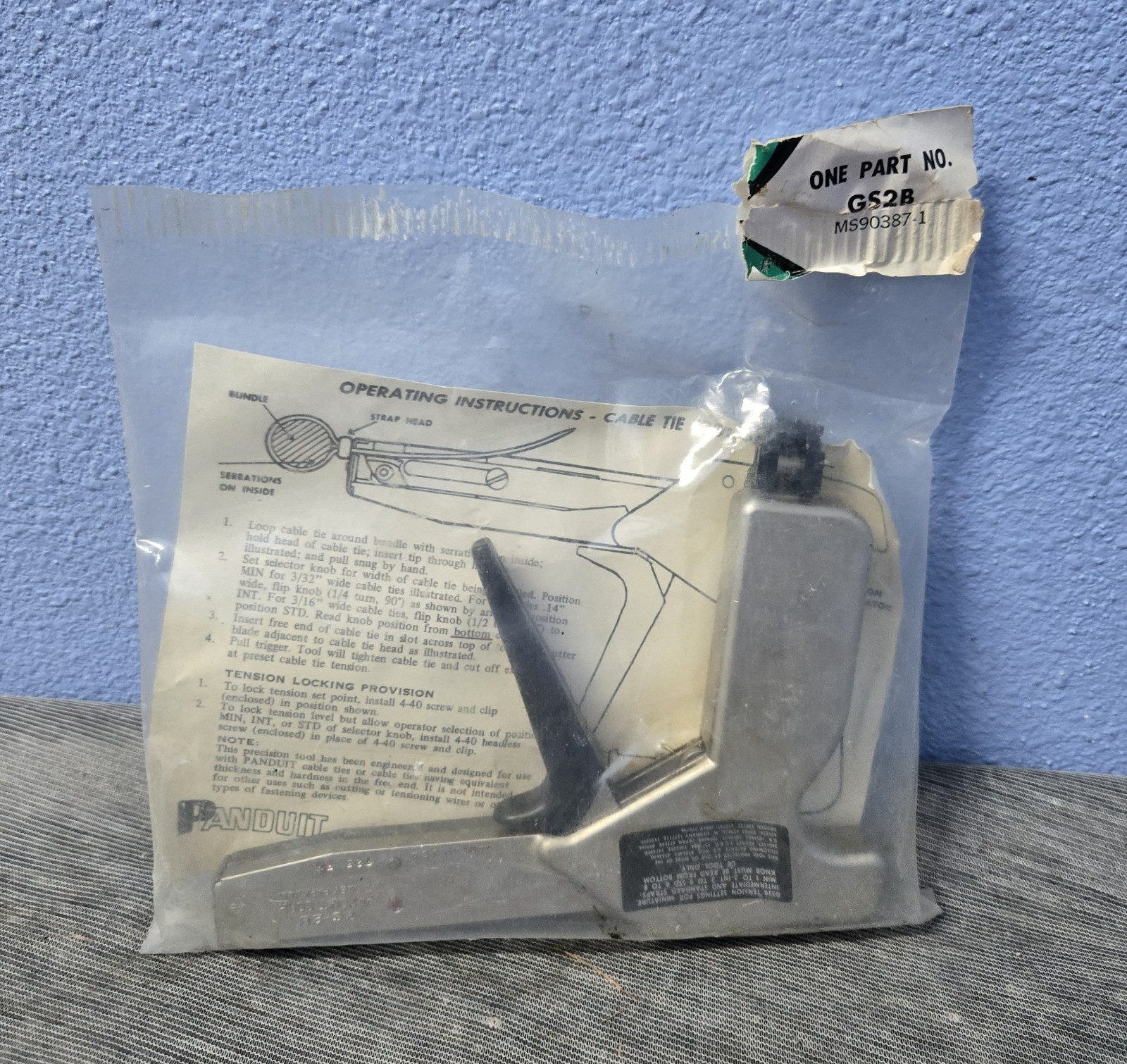 NEW PANDUIT CABLE TIE INSTALLATION TOOL P/GS2B MS90387-1 (NOS)  ( BINW001C)