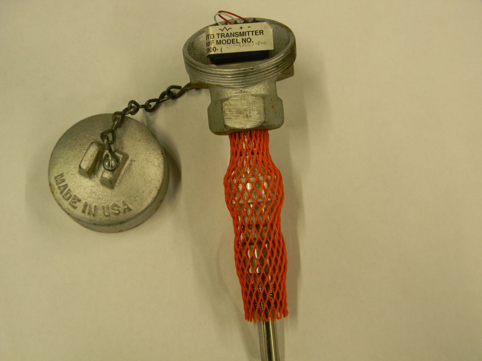 NOS Rdf RTD Temperature Transmitter With Thermowell 2900-0-200-F-D    M2
