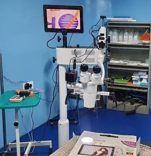 Surgical Operating Microscope Five Step with Camera, LCD, Motorized | New