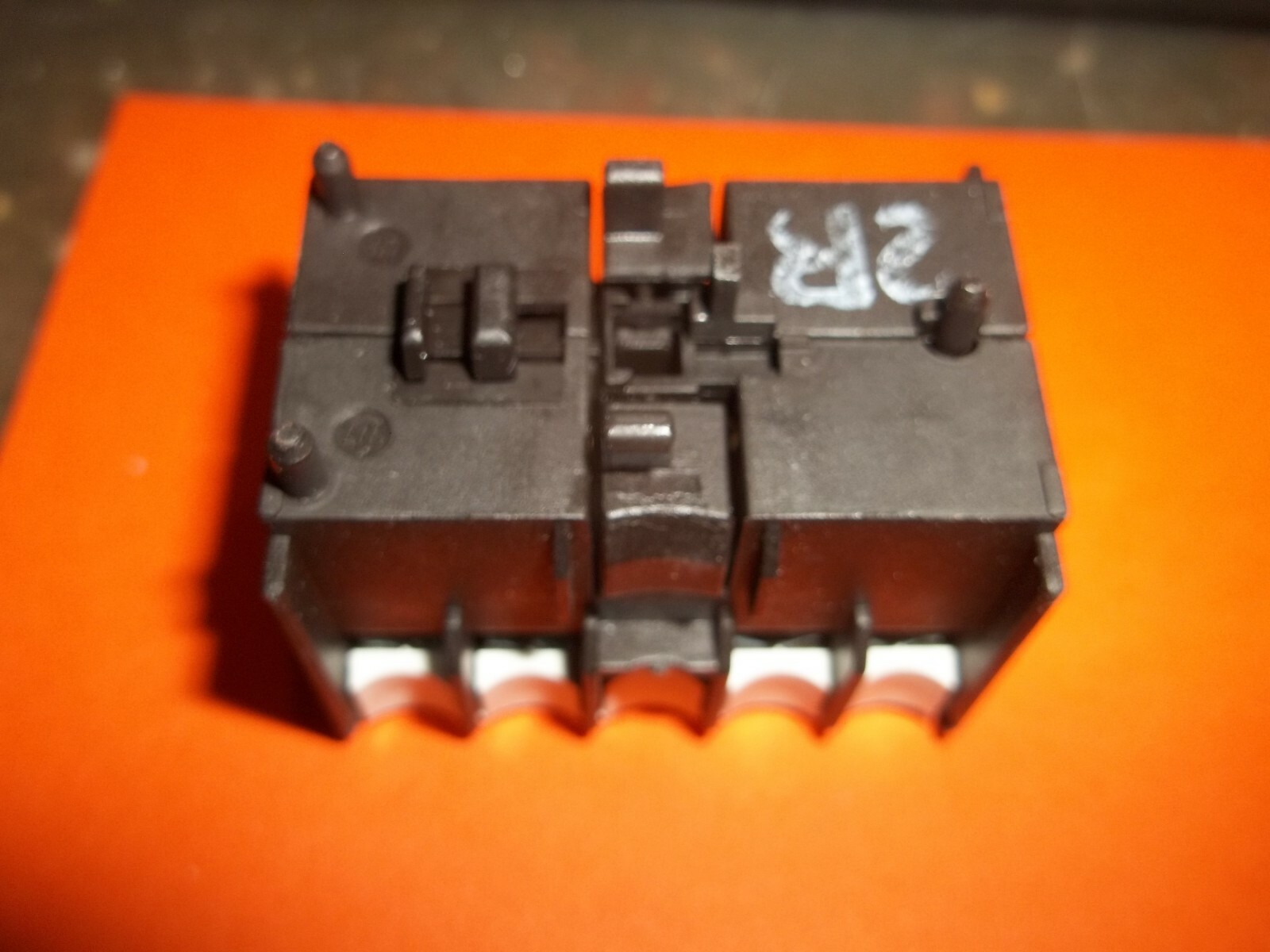 EATON 22DILE XTMCX AUXILIARY CONTACT (BIN110)