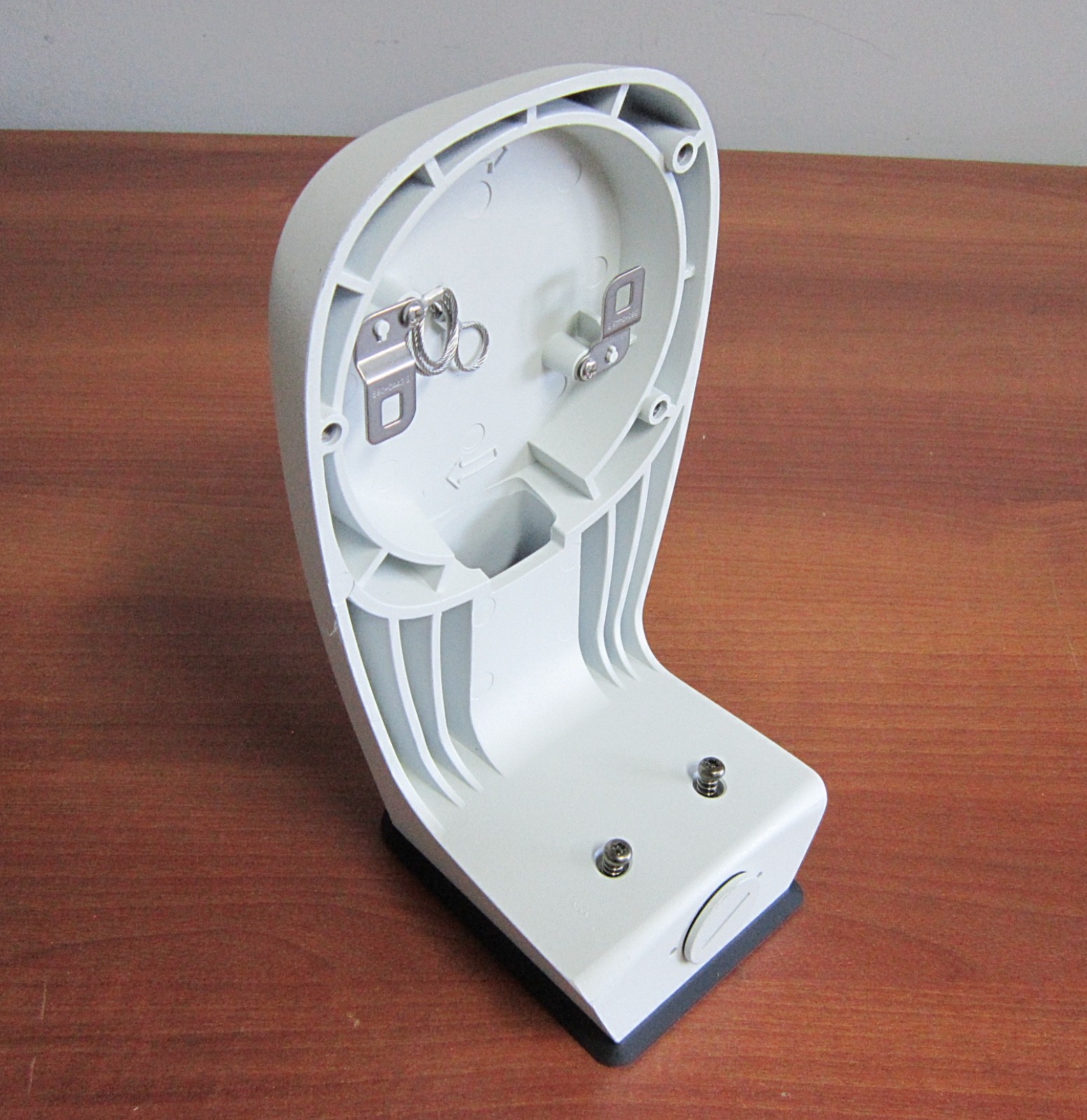 Avigilon H4A-MT-WALL1 Wall Mount Bracket