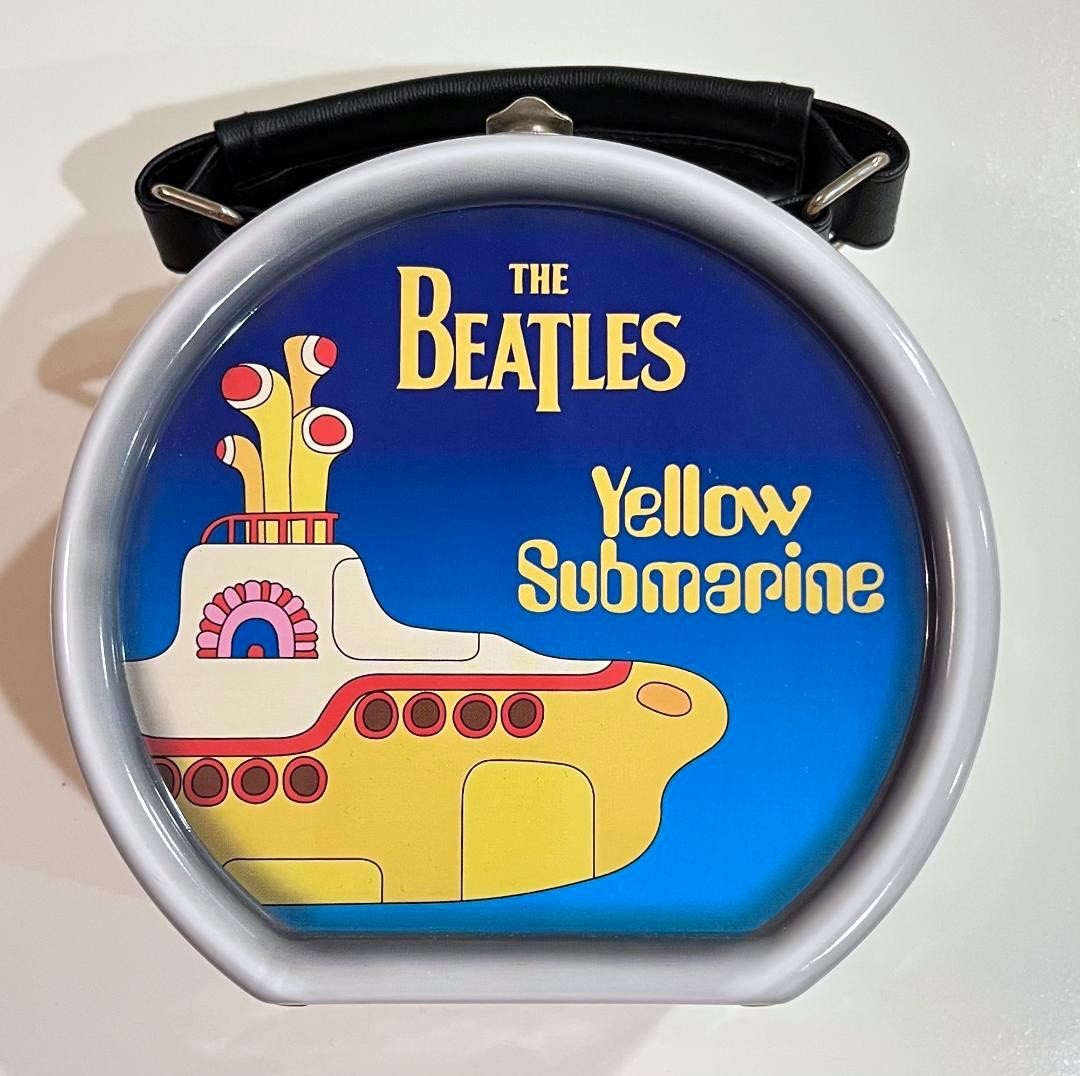 The Beatles Yellow Submarine Vandor Collectible Tin Metal Tote / Lunchbox  2000