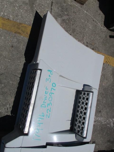 For 2014 VOLVO VNL SIDE FAIRING Left , FL