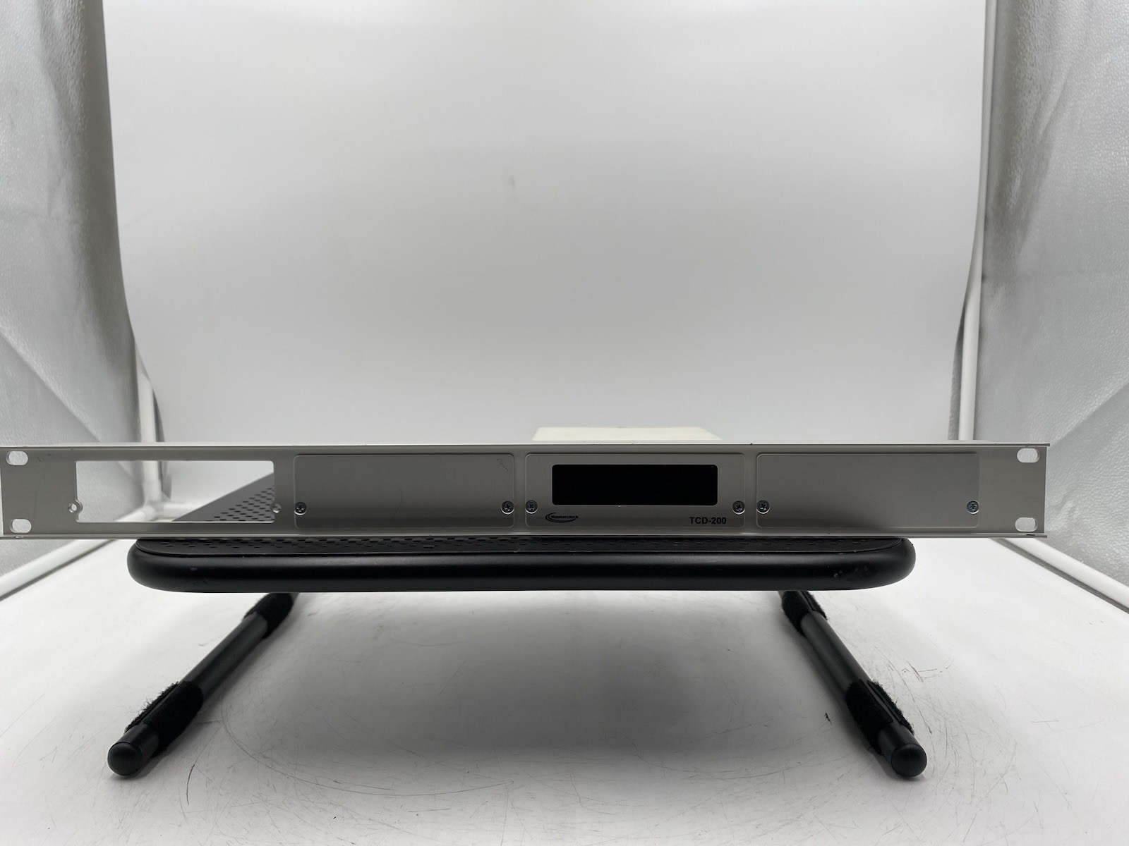 Masterclock TCD-200 Time Code Driven Clock w/Rack Mount