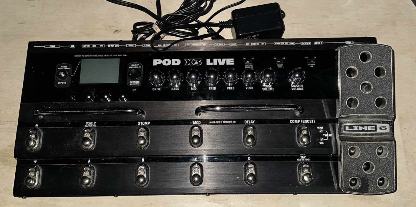 Line 6 Pod X3 Live Multi-Effects Guitar Pedal Amp Modeler Bass Black Audio Gear