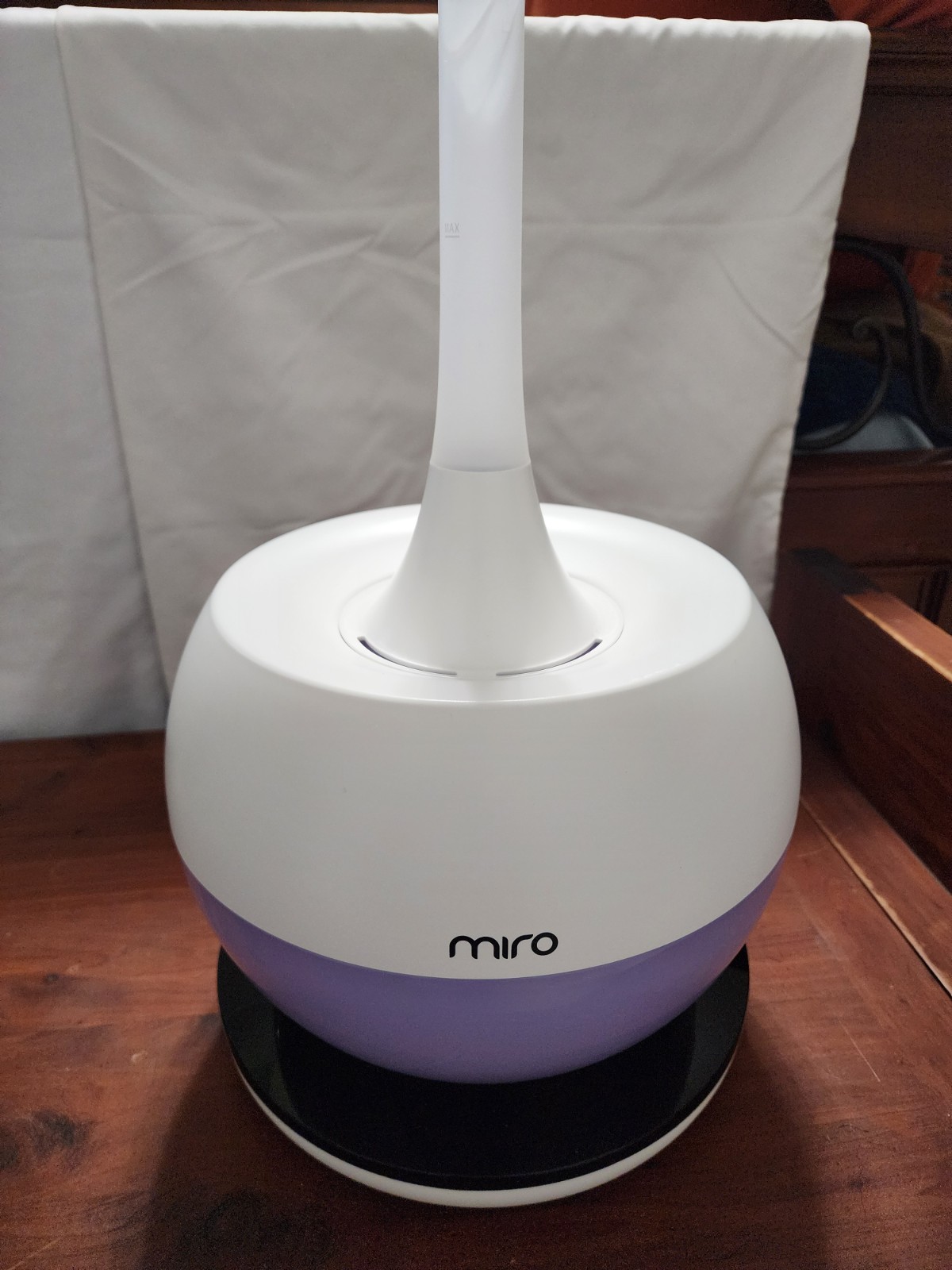 Miro NR08M Ultrasonic Humidifier LEDs Completely Washable Top Fill Easy To Clean