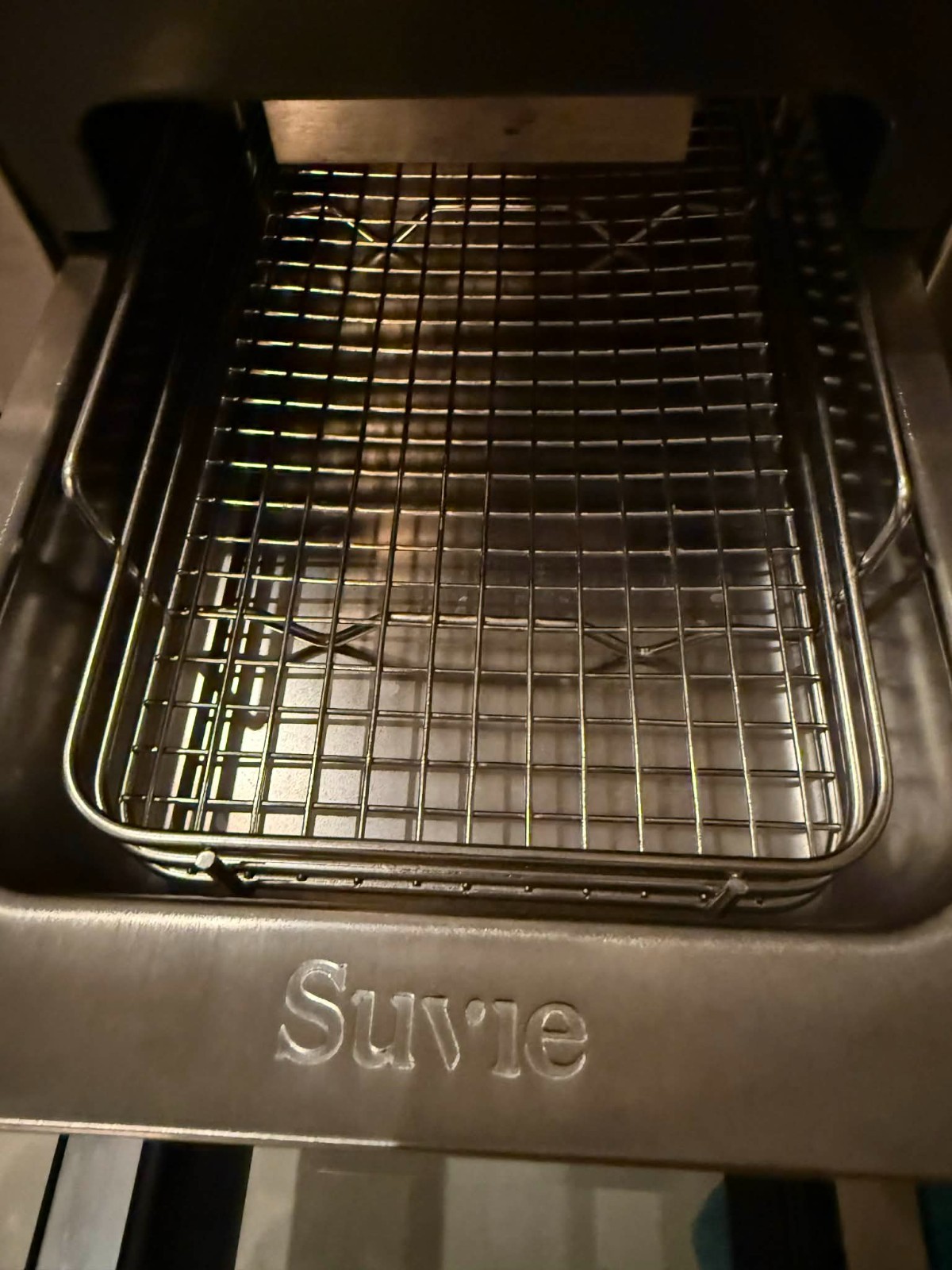 Suvie S020M Kitchen Robot - Cool-To-Cook Smart Meal