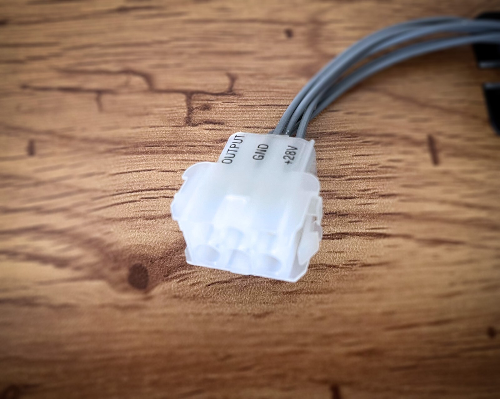 Dimming Interface Module PN: AL-2024 Voltage 28VDC (Aircraft Parts)