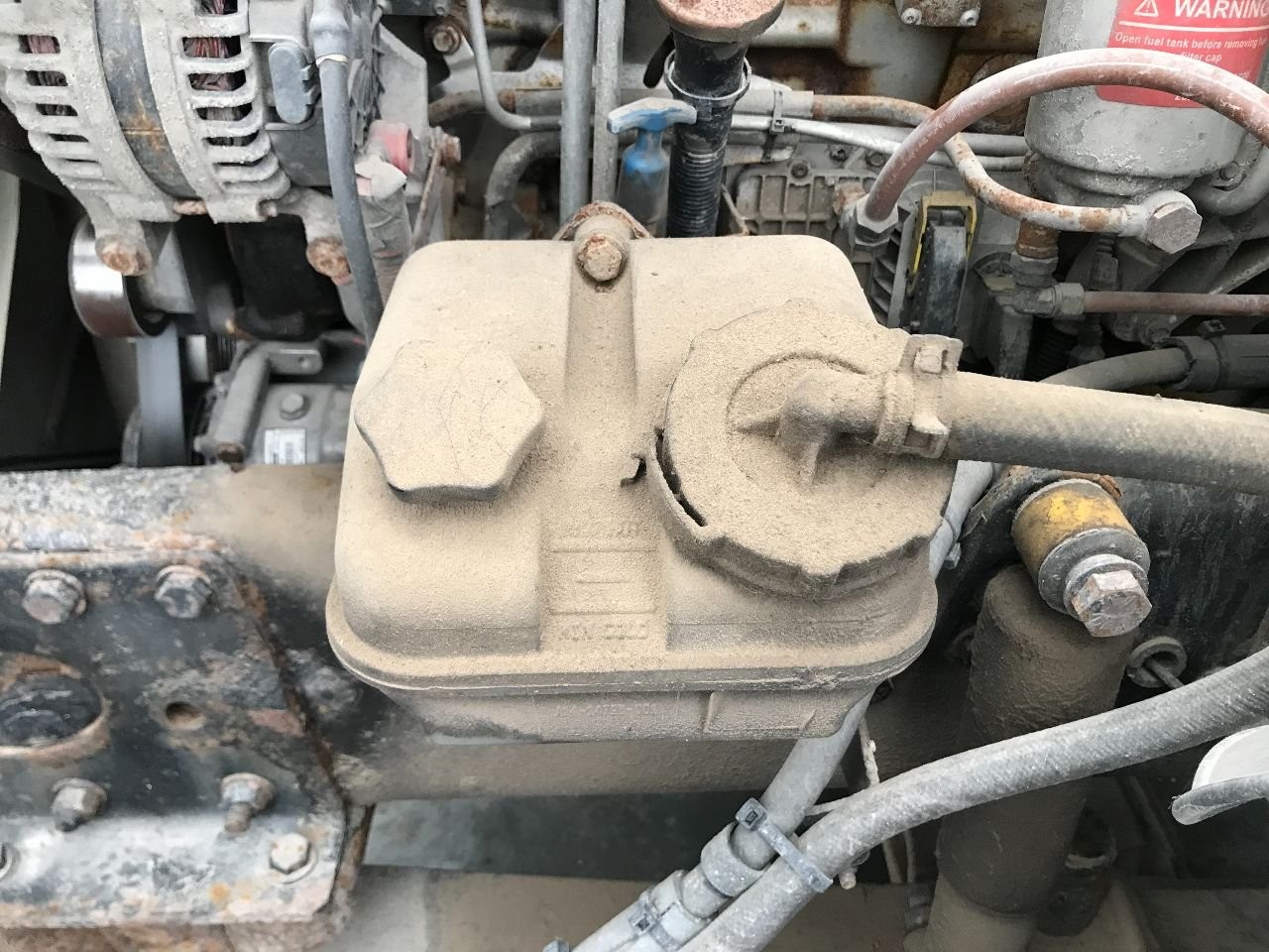 Freightliner COLUMBIA 120 Power Steering Reservoir - Used
