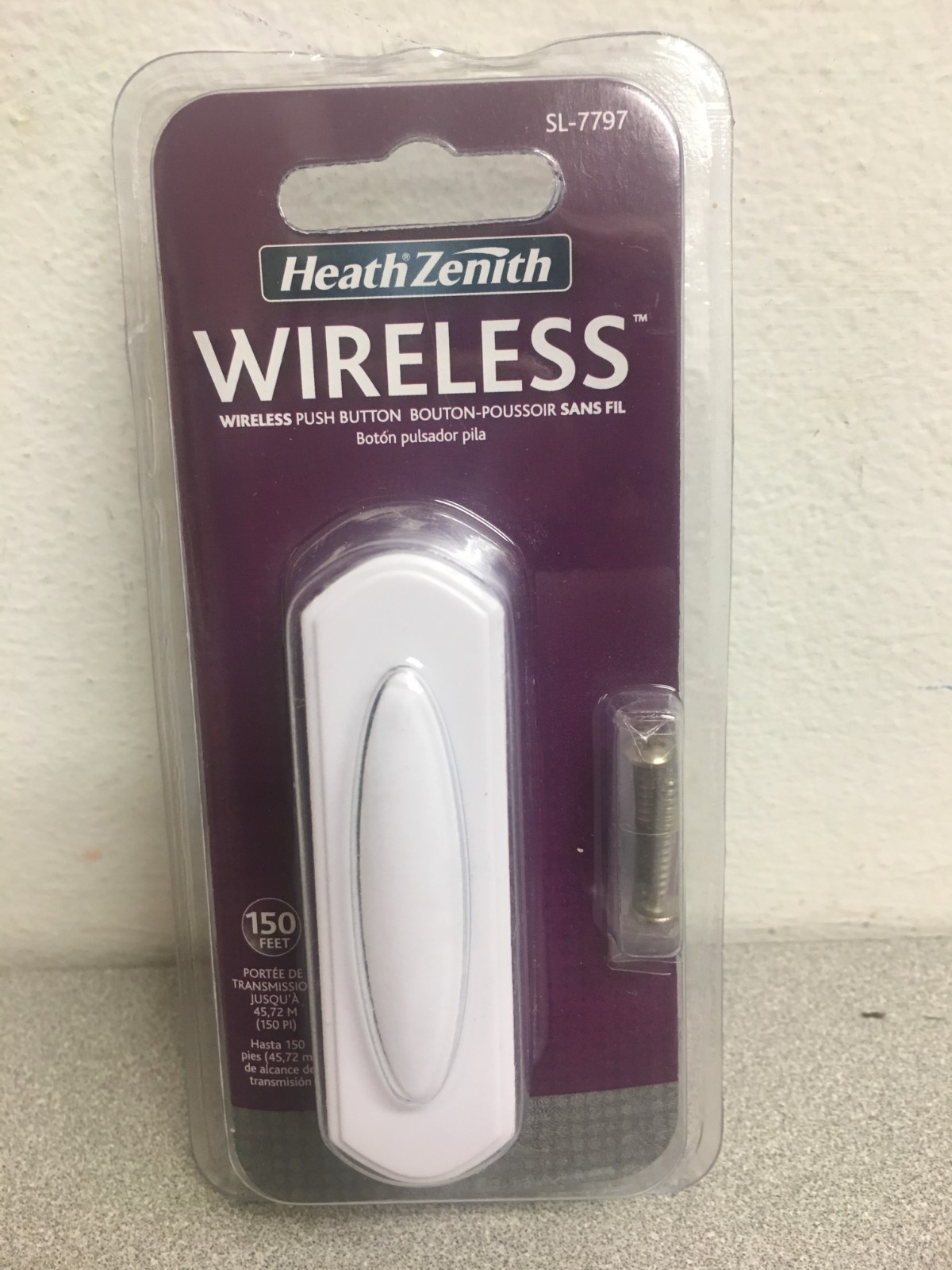 Heath Zenith Plastic Wireless Pushbutton Doorbell #SL-7797