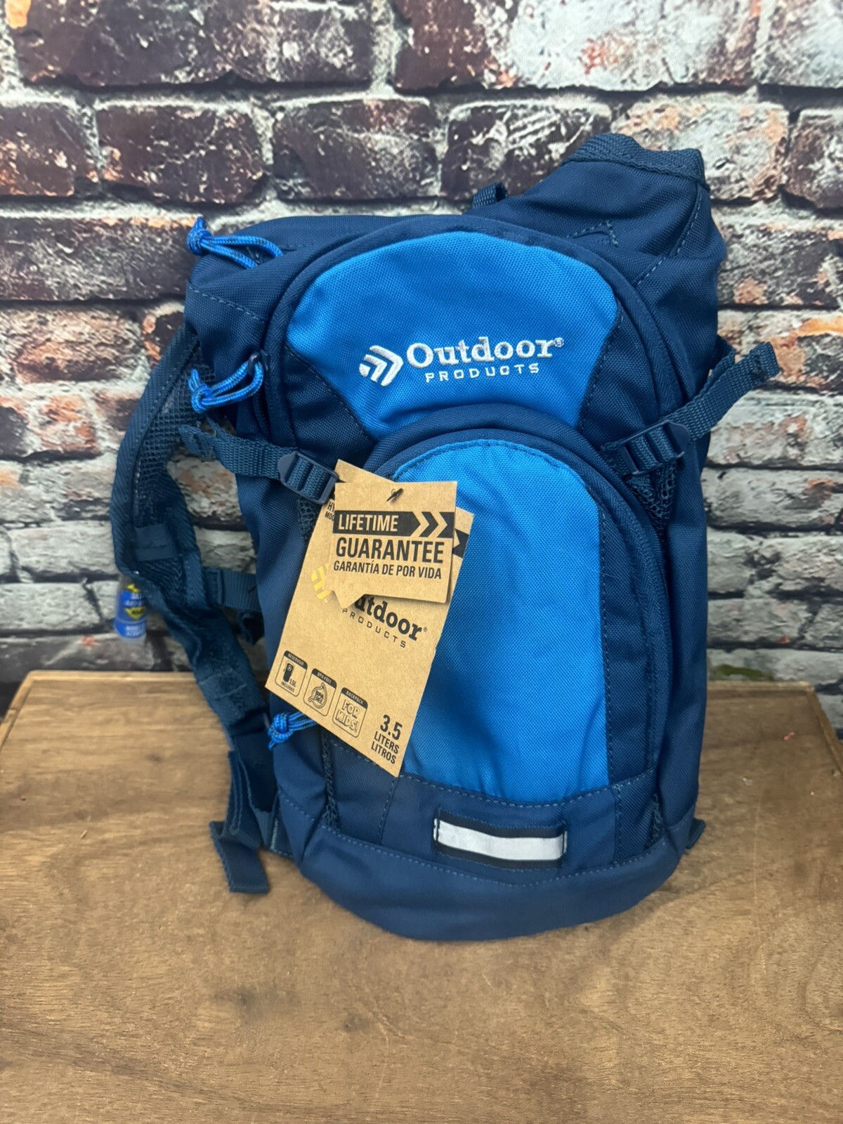 Outdoor Products Tadpole Hydration Pack 3.5 Liters Blue