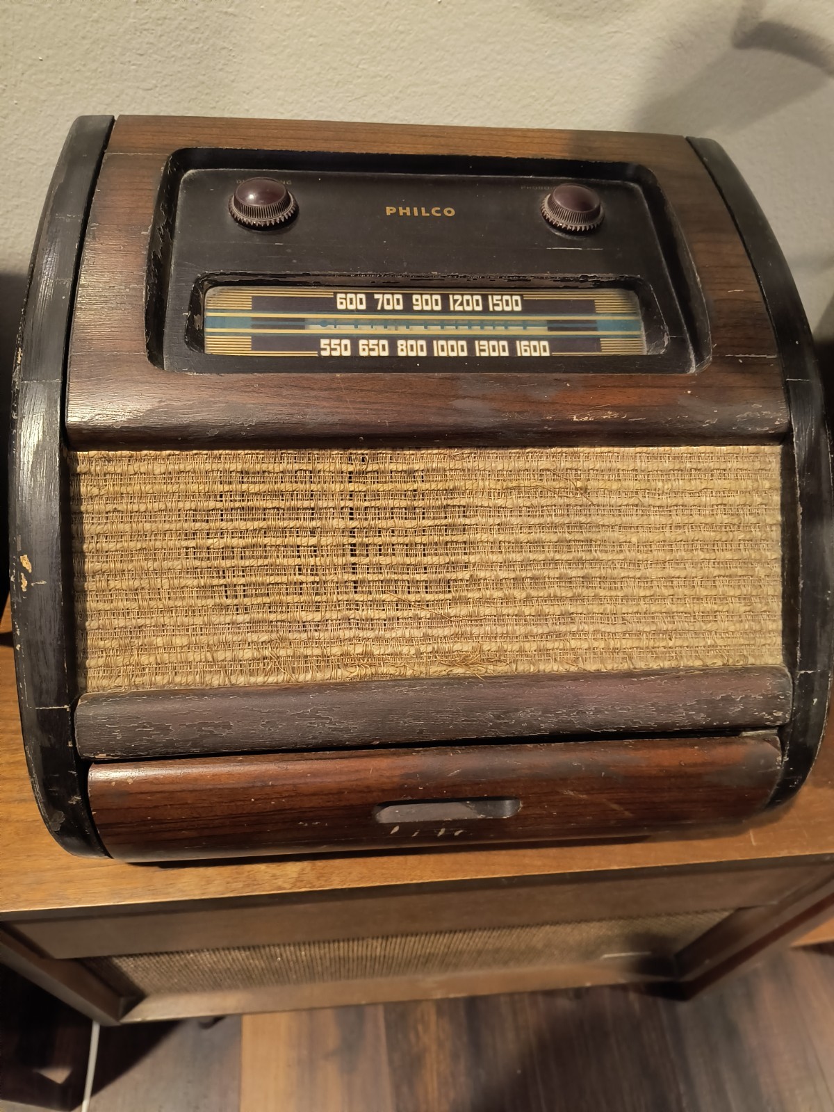 RARE PHILCO TUBE PHONO & RADIO wood bakelite antique 46-1201 "BING CROSBY"