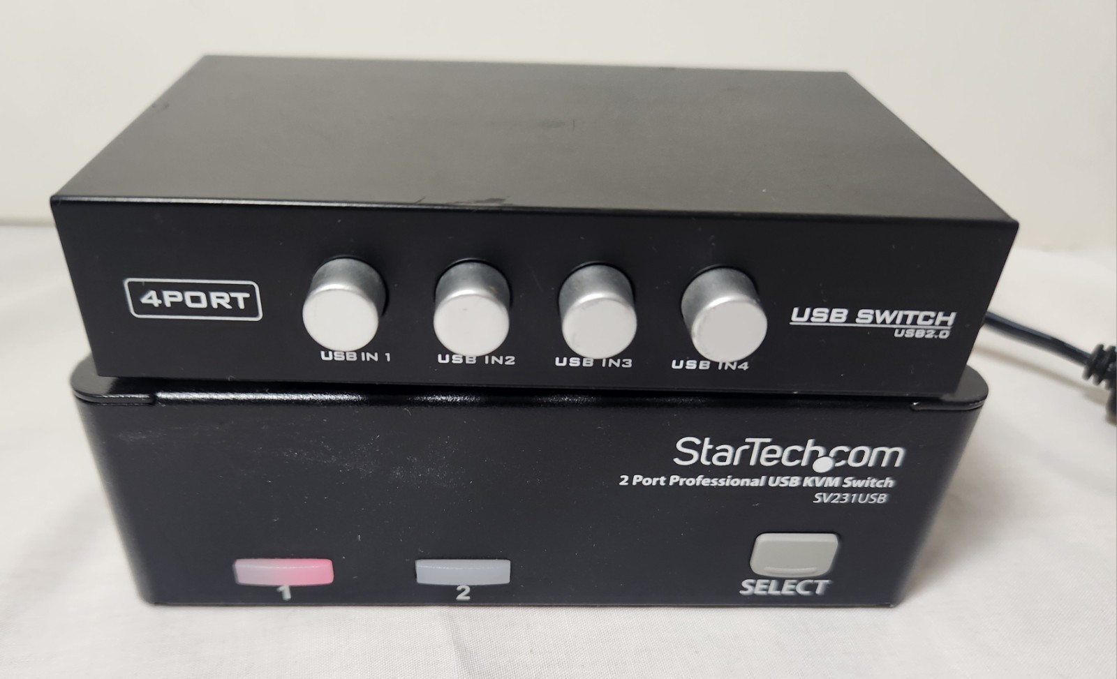 Startech.com 2 Port Professional USB Switch Kit SV231USB WITH 4 Port Attached
