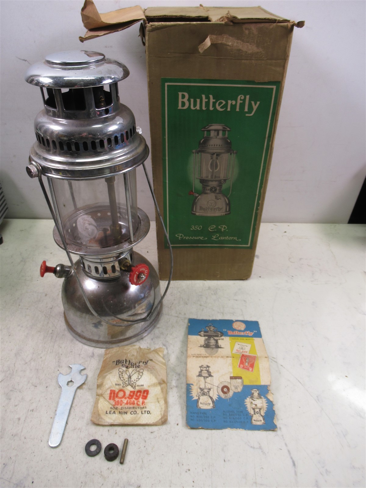 Butterfly 350 Pressure Lantern Kerosene C.P. Steel Chrome Lantern w/ Box