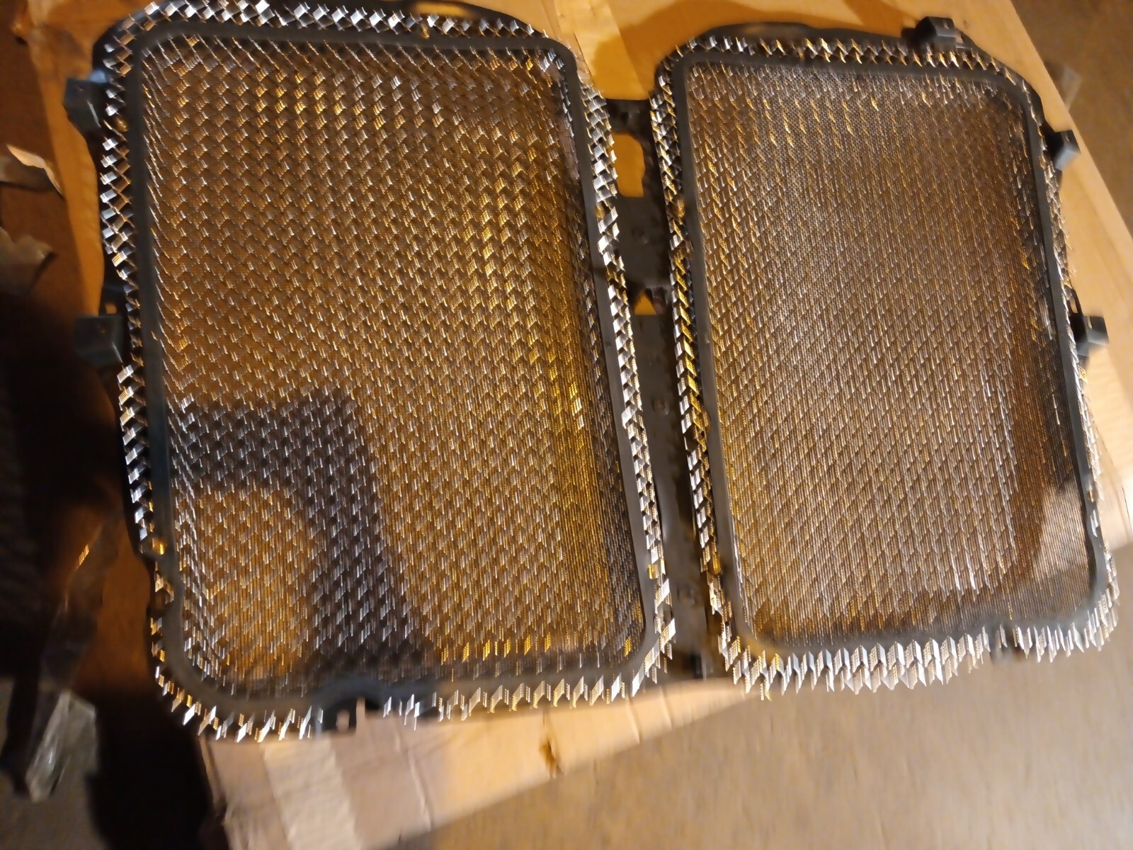 Kenworth/Paccar L45-6064-110 Grille