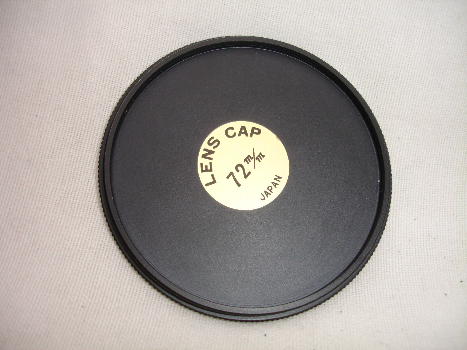 72mm metal screw in front lens cap , Japan, Vintage