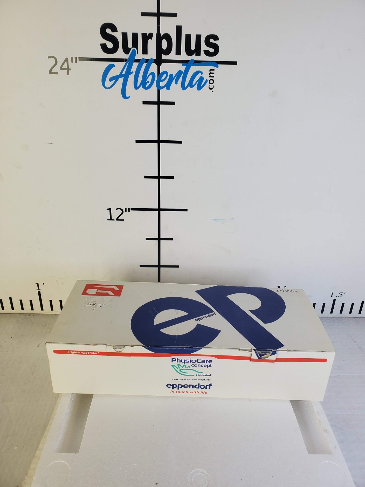 EPPENDORF Research Pro 5 - 100 UL Digital Pipette 8 Channel