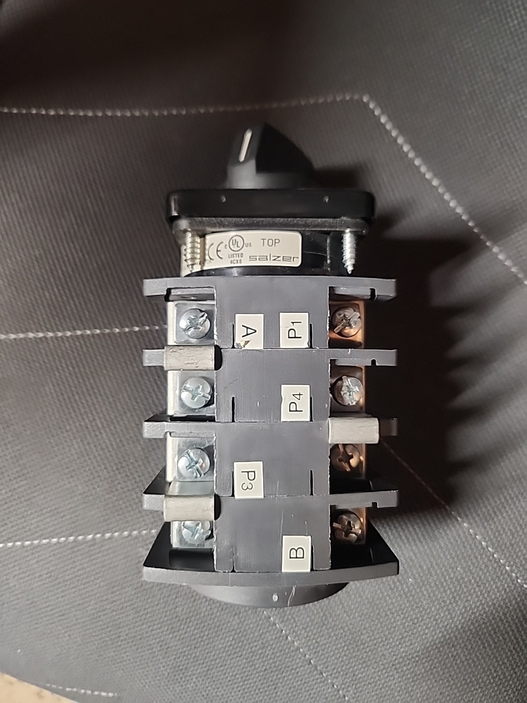 Salzer 4 pos. Rotary Switch S40-60192-B03-FHBB ICE60947-3 AC23A,690V,18.5KW-21A