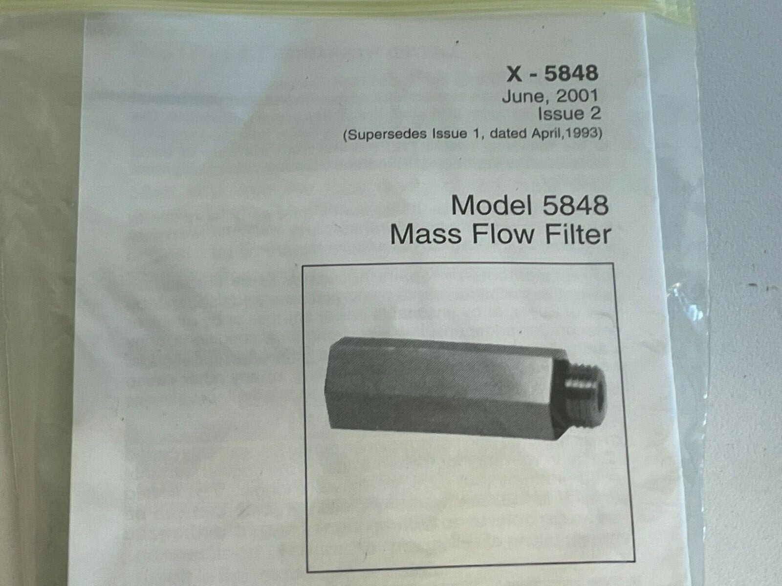 LL18: BROOKS INSTRUMENT 5848 Mass Flow Filter