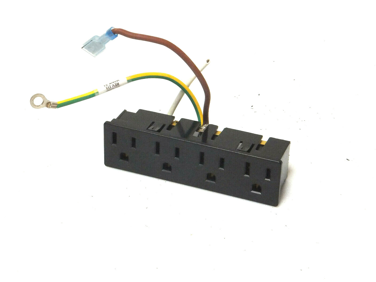 APC SMT3000C  4 PRONG OUTLET FOR 3000 VA 2700 Watts 10 Outlets Pure Sinewave Sma