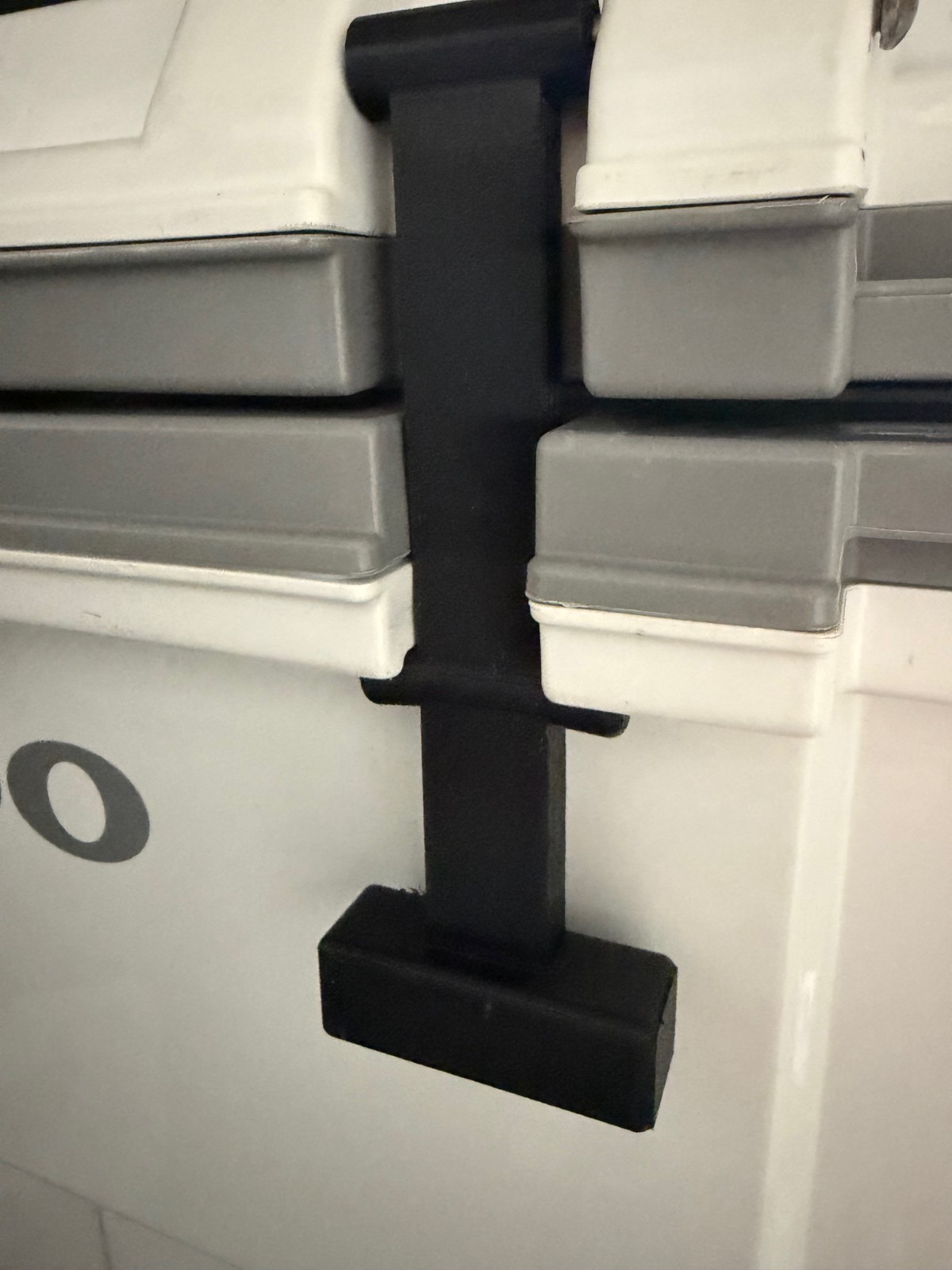Generic Igloo IMX 24 and IMX 70qt Replacement Latches