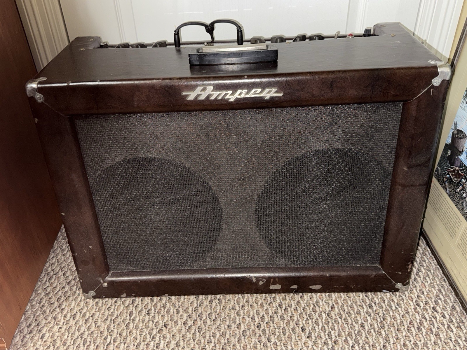 Ampeg Super Echo Twin Model ET-2-B Guitar Amp