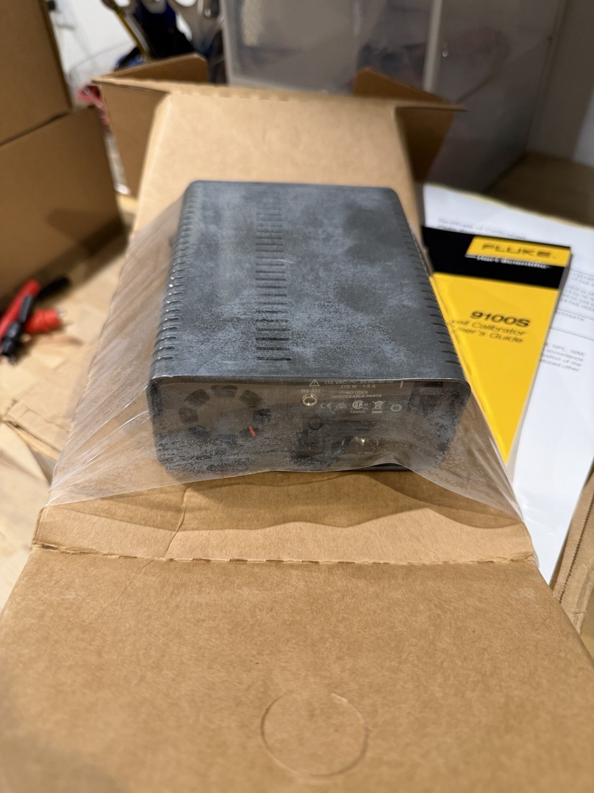 FLUKE CALIBRATION 9100S DRY WELL TEMPERATURE CALIBRATOR FREE SHIPPING