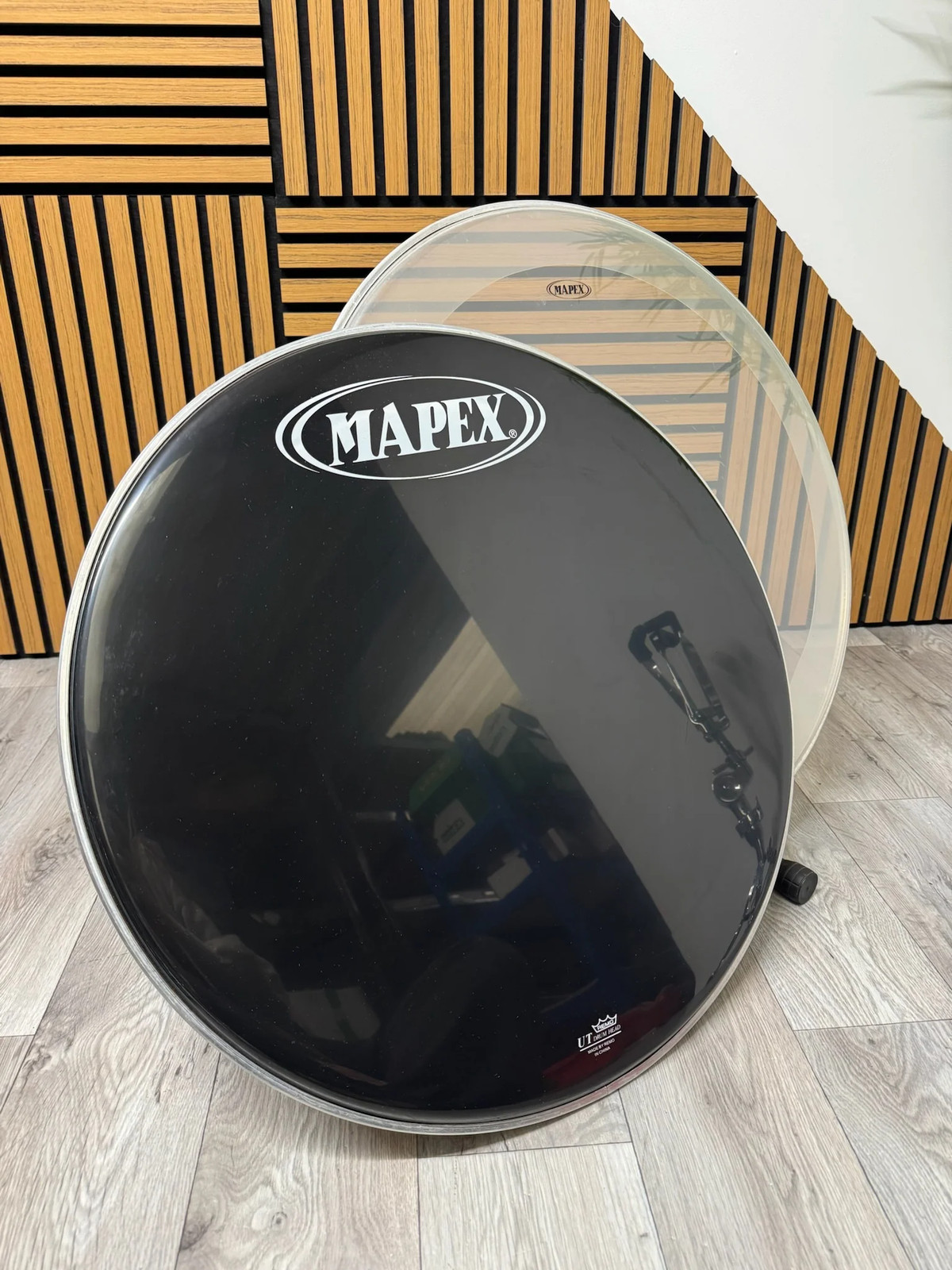 Mapex by Remo Bass 22" Drum Heads (Pair) / Black & Clear #WG38